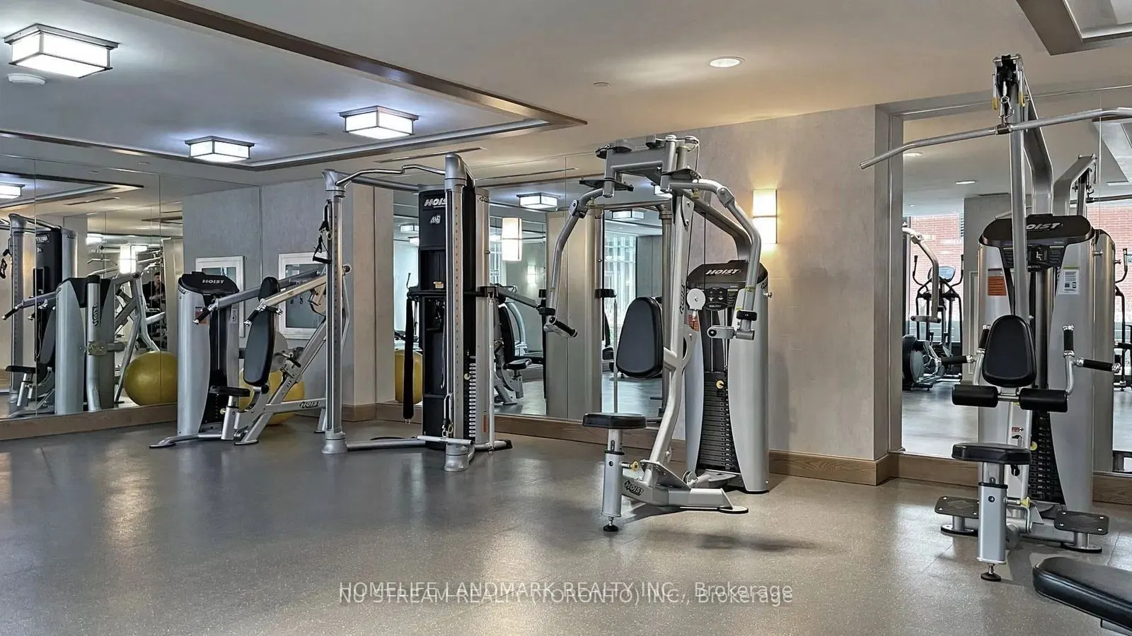 3091 Dufferin Street #412
