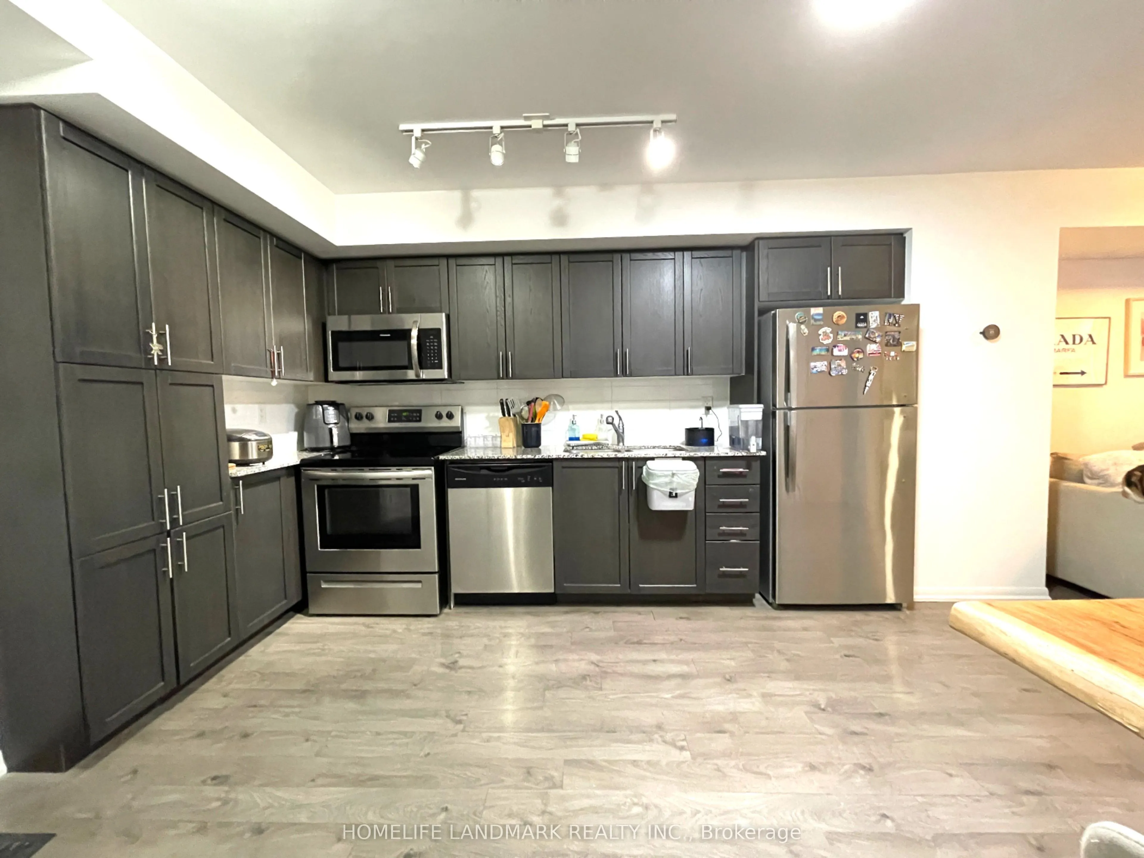 3091 Dufferin Street #412