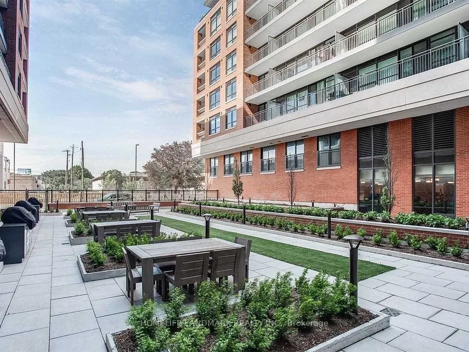 3091 Dufferin Street #412
