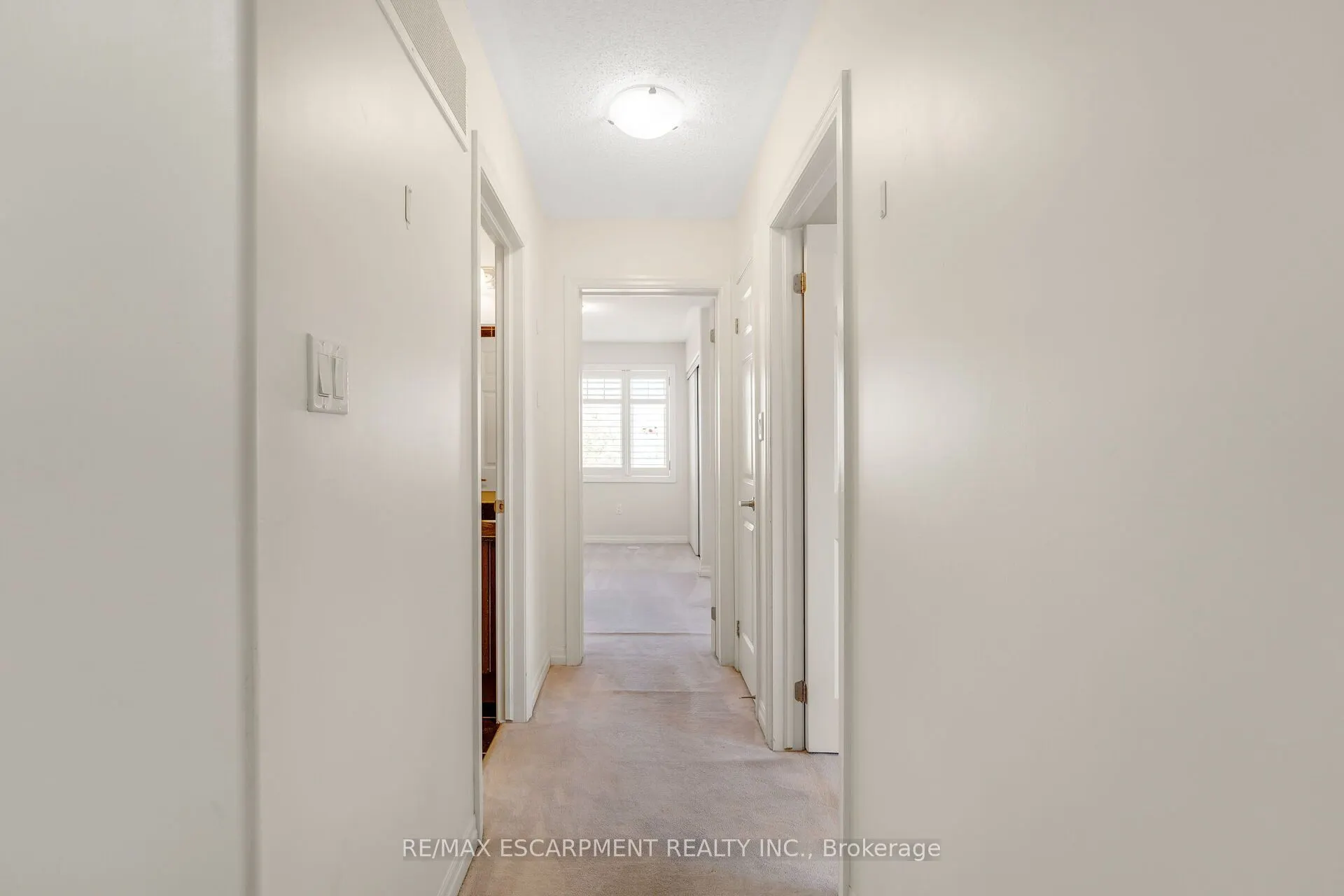 890 Fowles Court