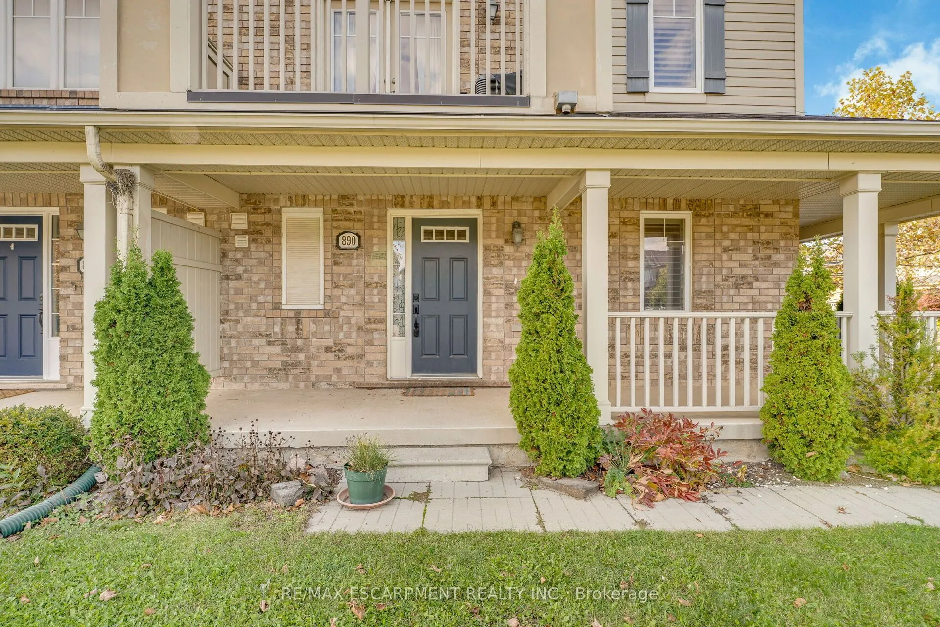 890 Fowles Court