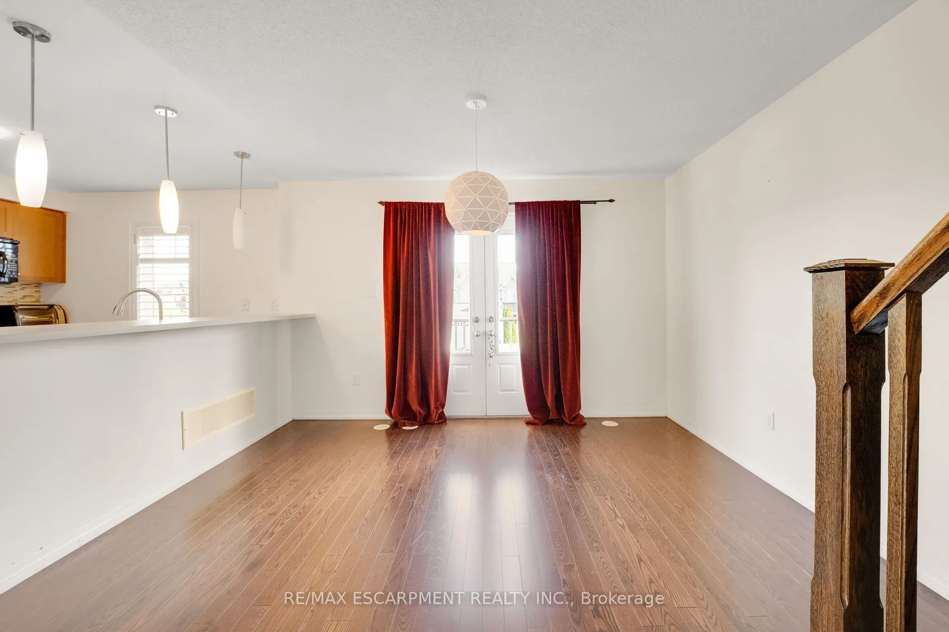 890 Fowles Court