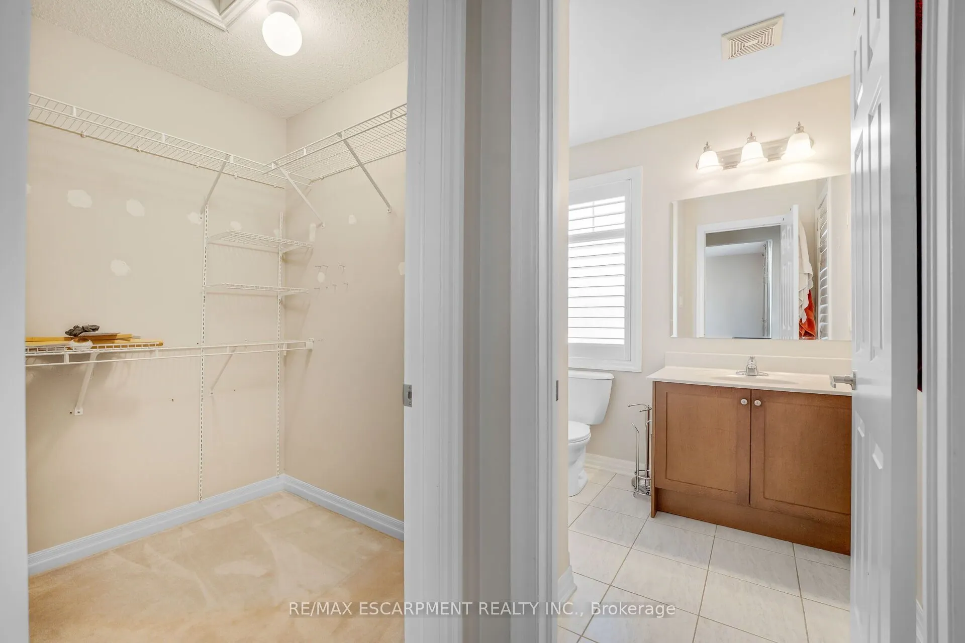 890 Fowles Court