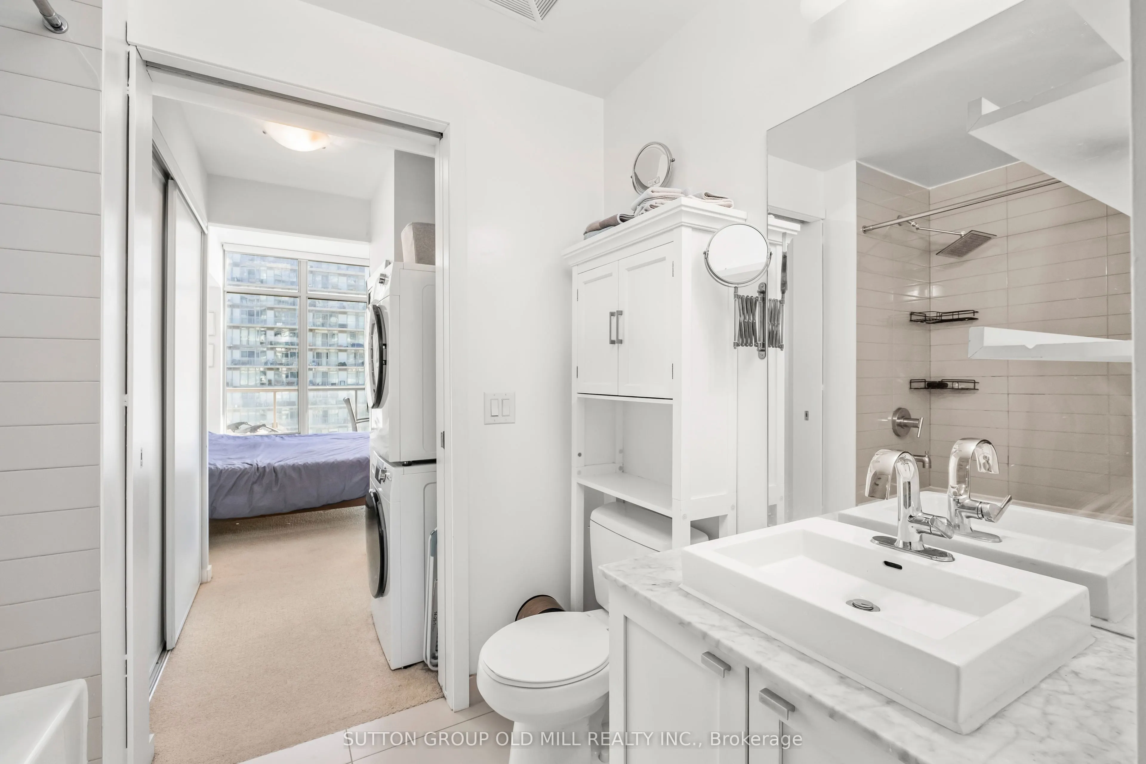 105 The Queensway Way #2014