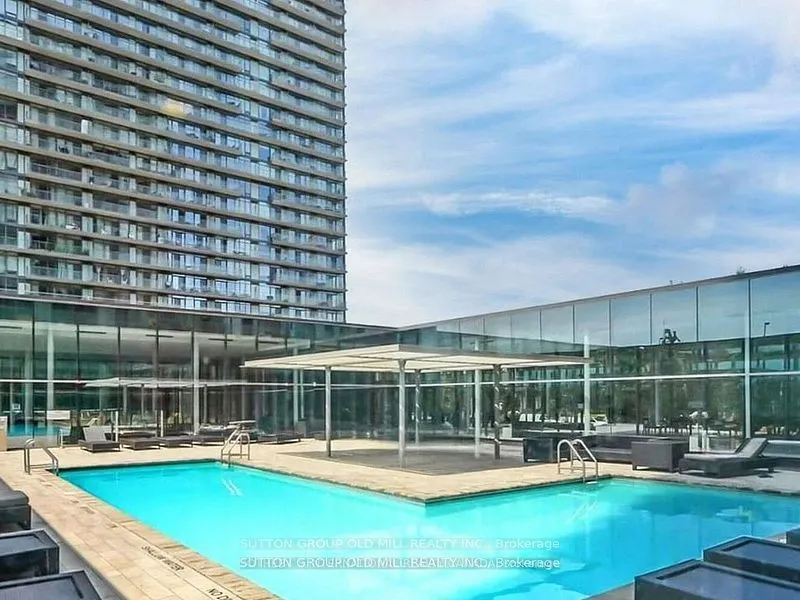 105 The Queensway Way #2014