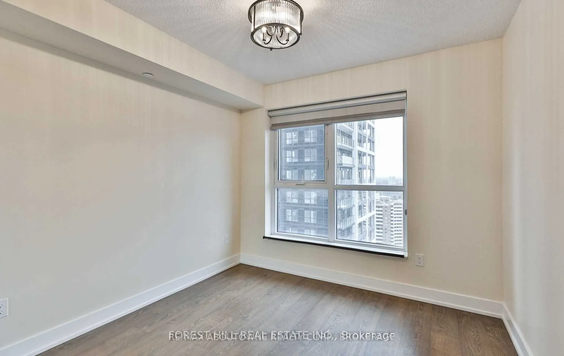 7 Mabelle Avenue #2008