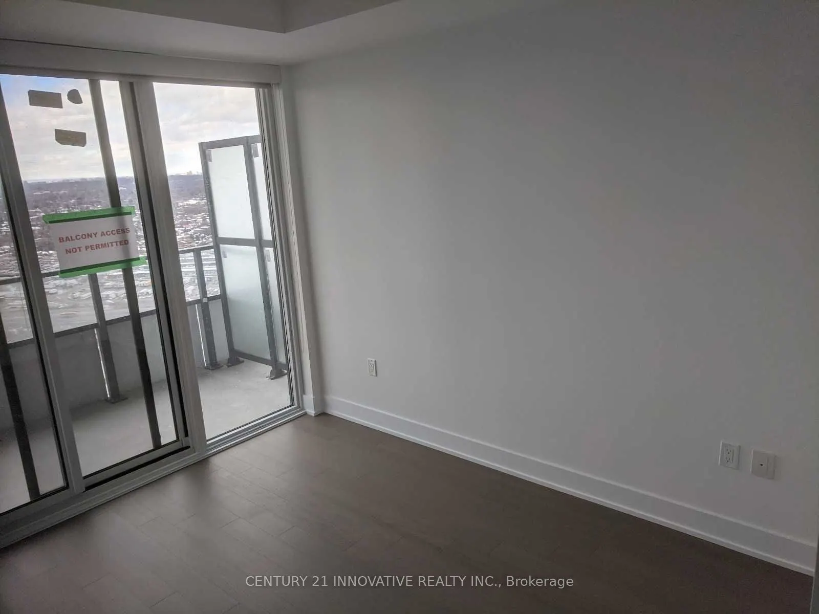30 Shore Breeze Drive #3712