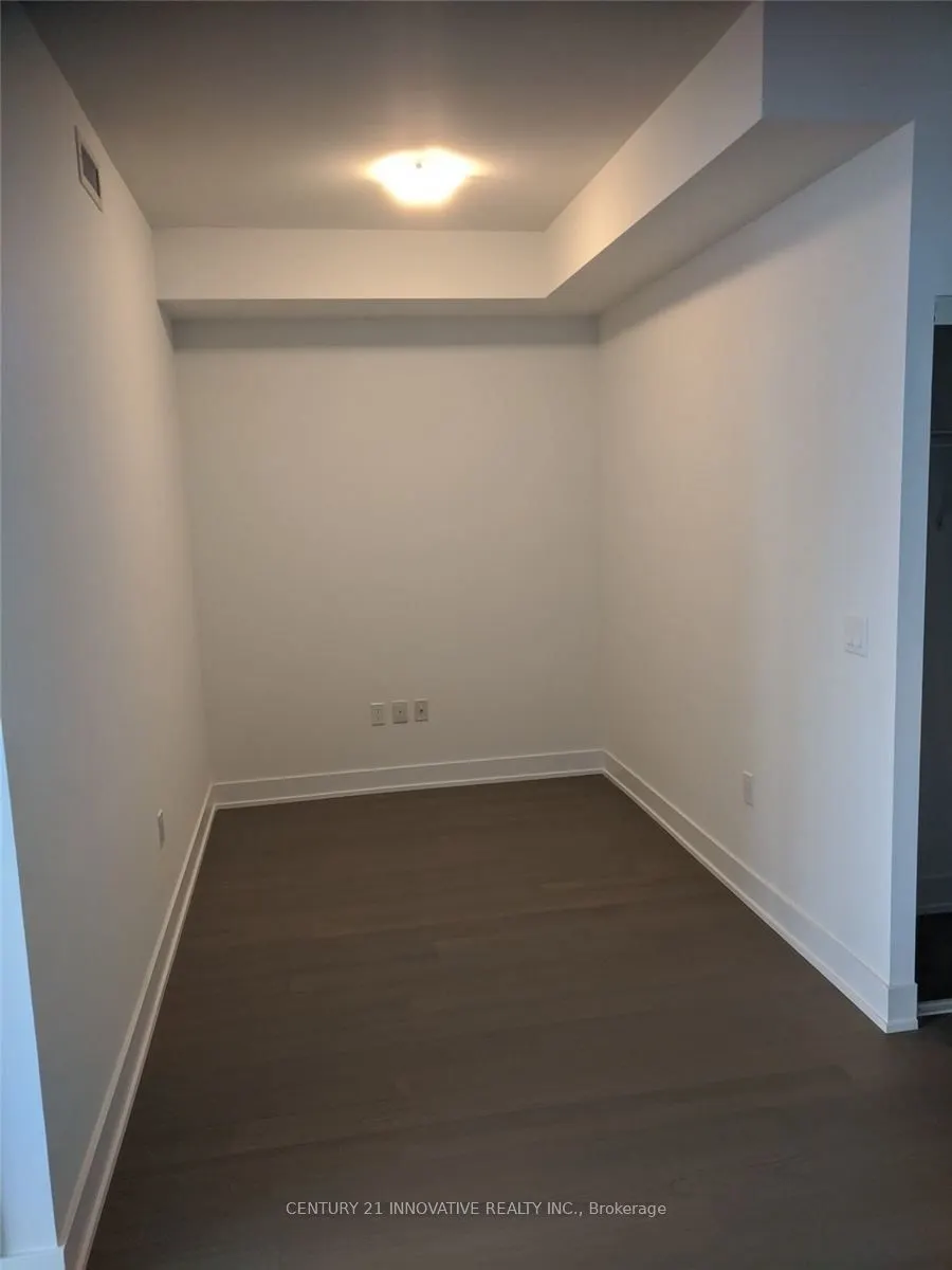 30 Shore Breeze Drive #3712