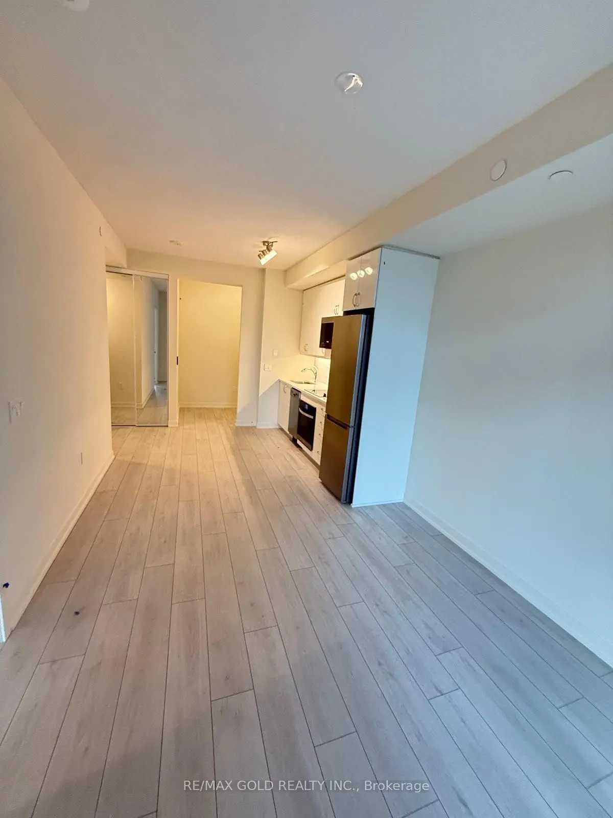 38 Annie Craig Drive #2707