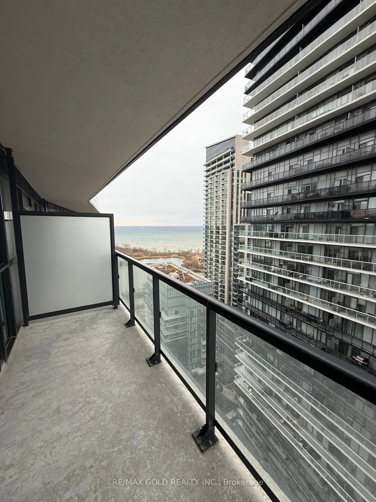 38 Annie Craig Drive #2707