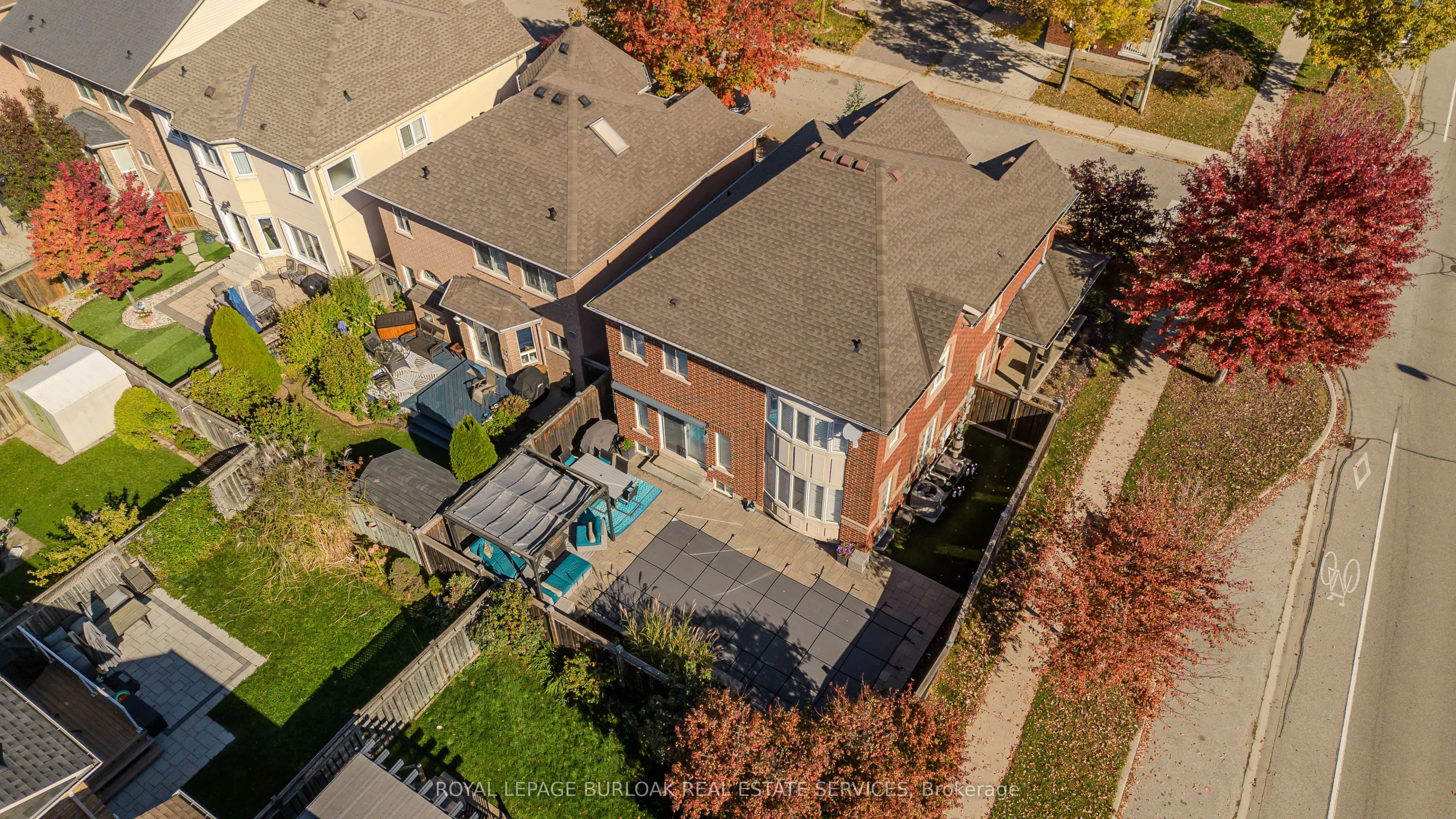 2248 Elmside Crescent