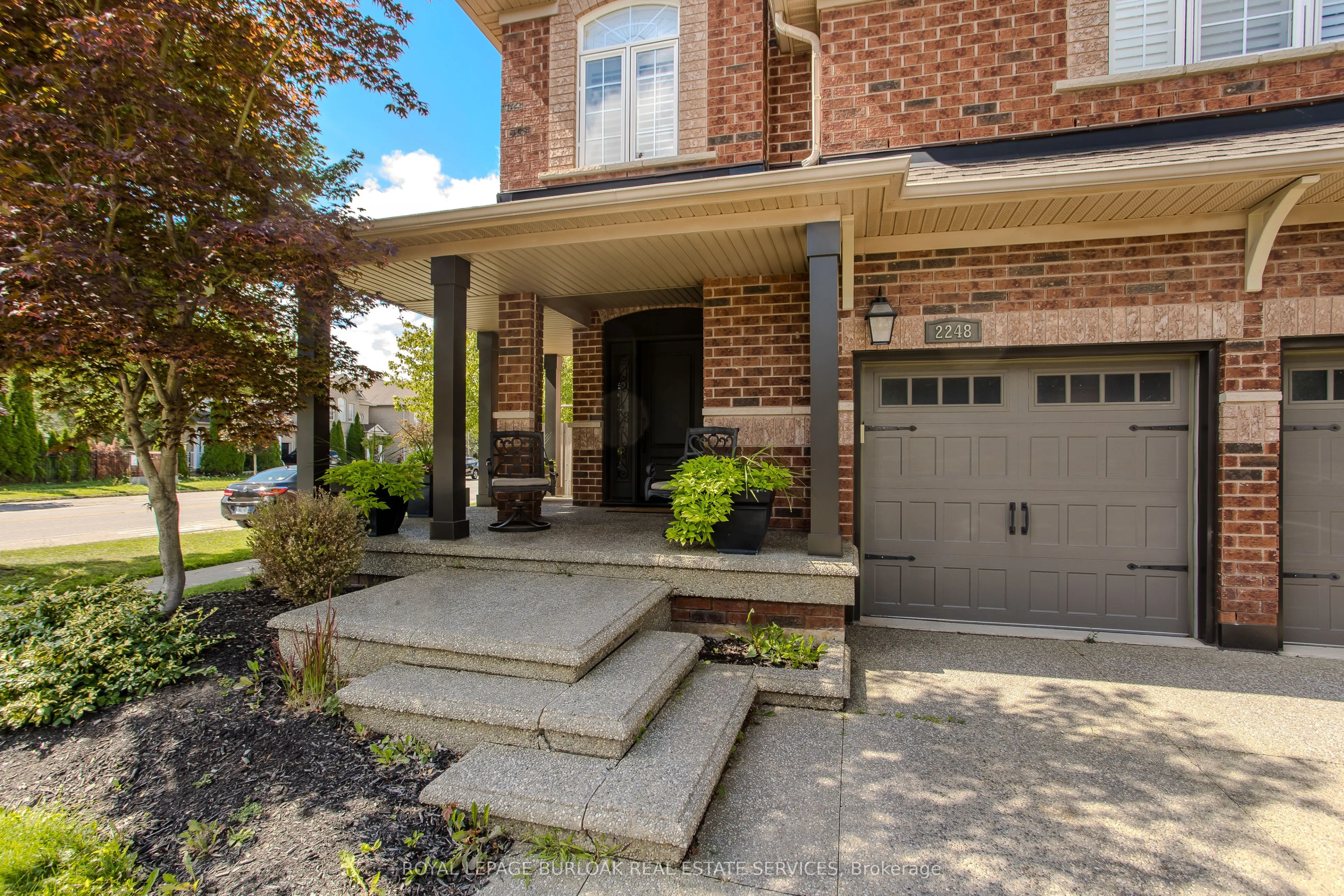 2248 Elmside Crescent