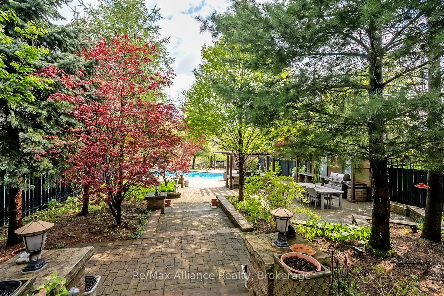 203 Burloak Drive