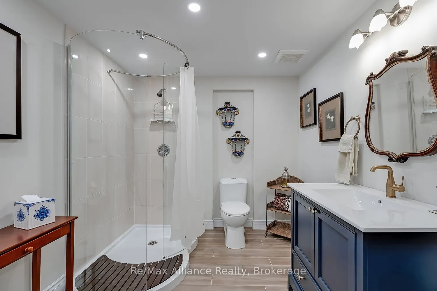 203 Burloak Drive