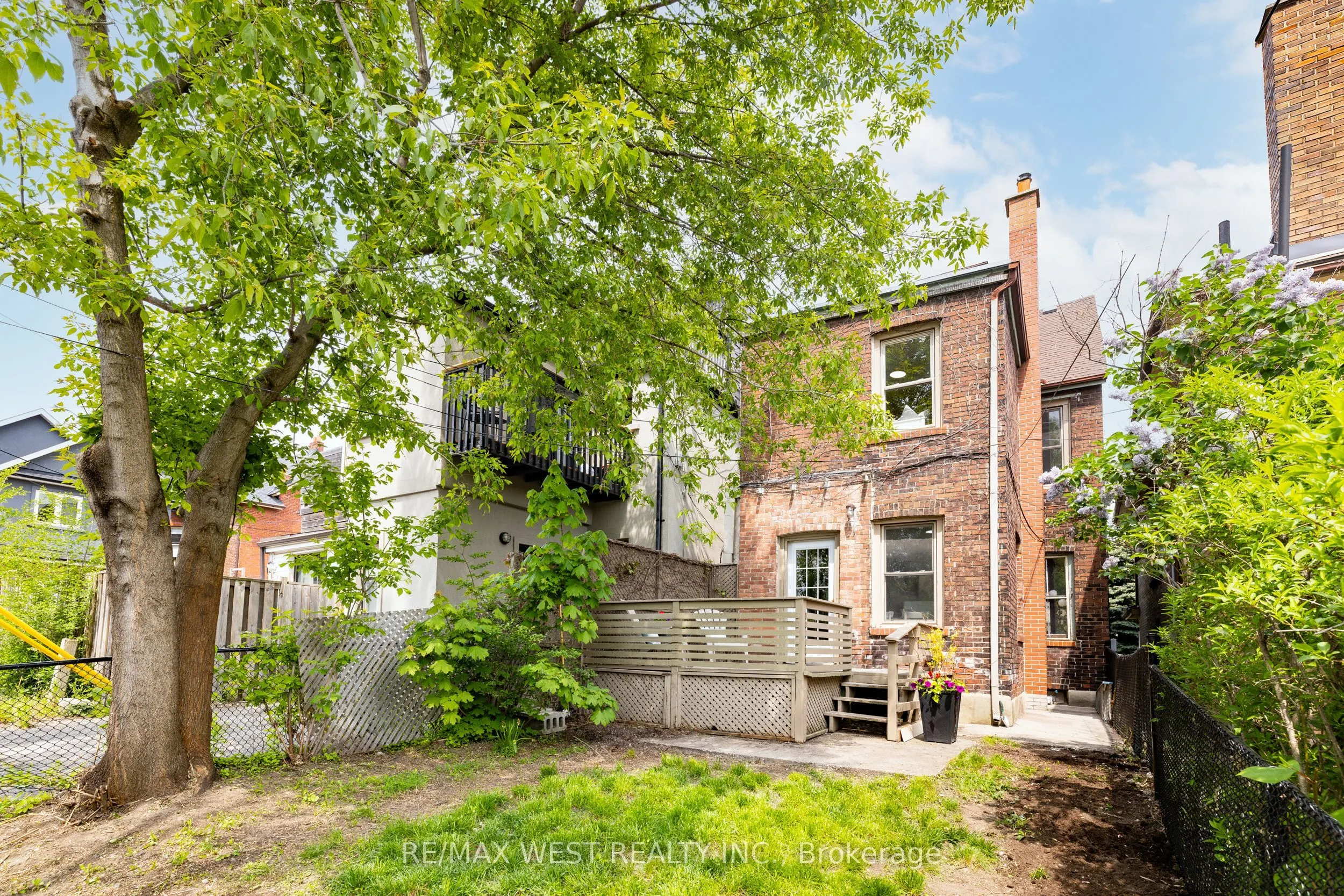 151 Humberside Avenue