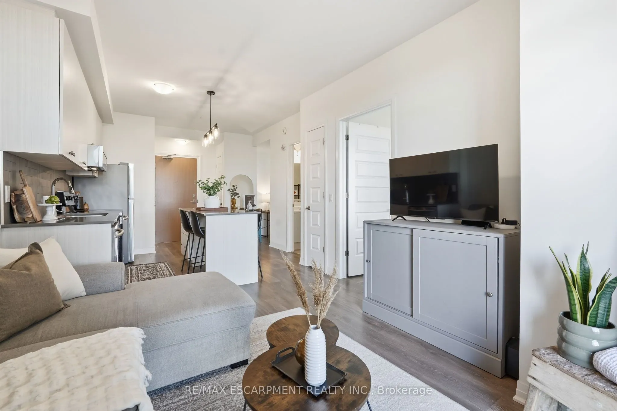 1105 Leger Way #424