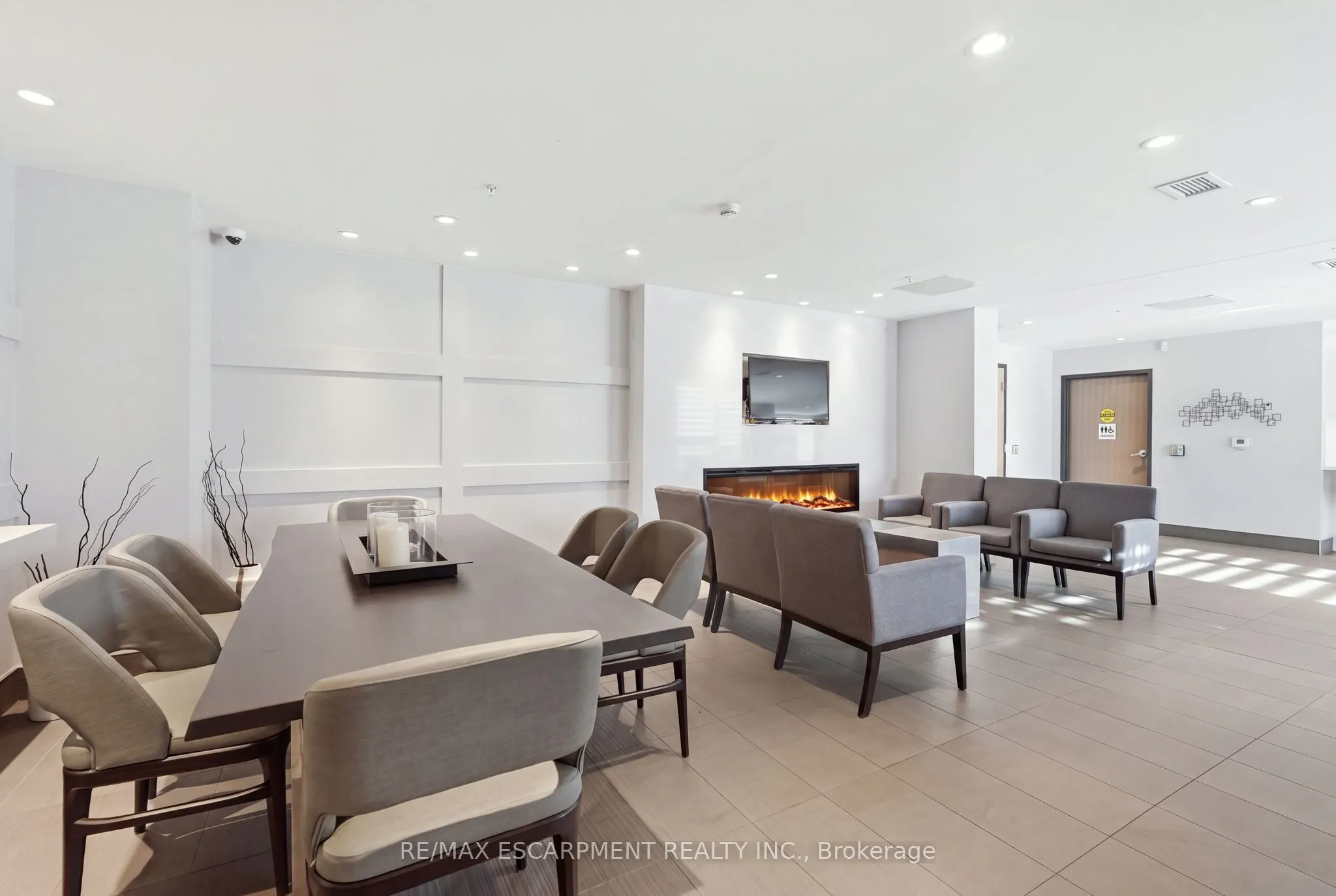 1105 Leger Way #424