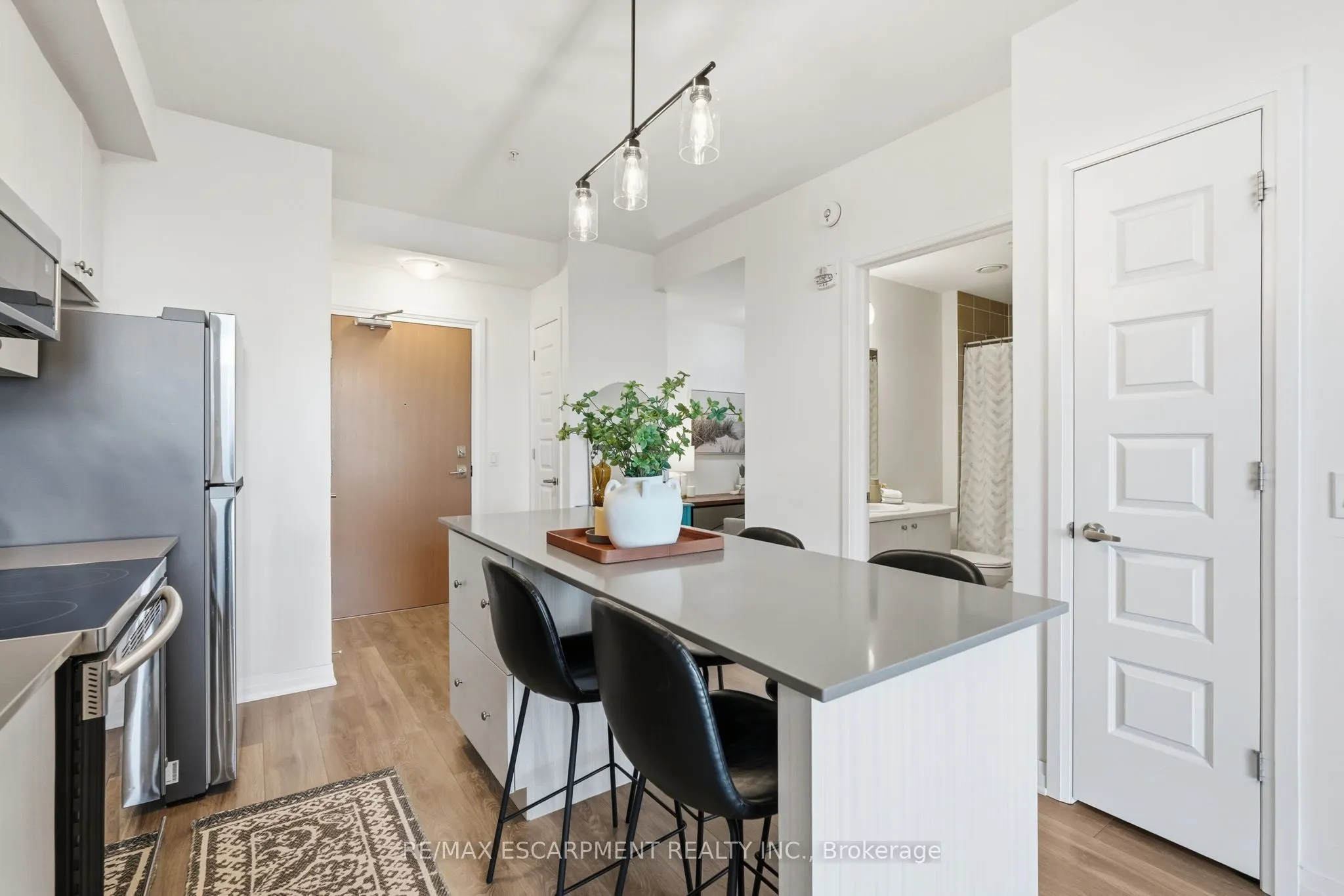 1105 Leger Way #424