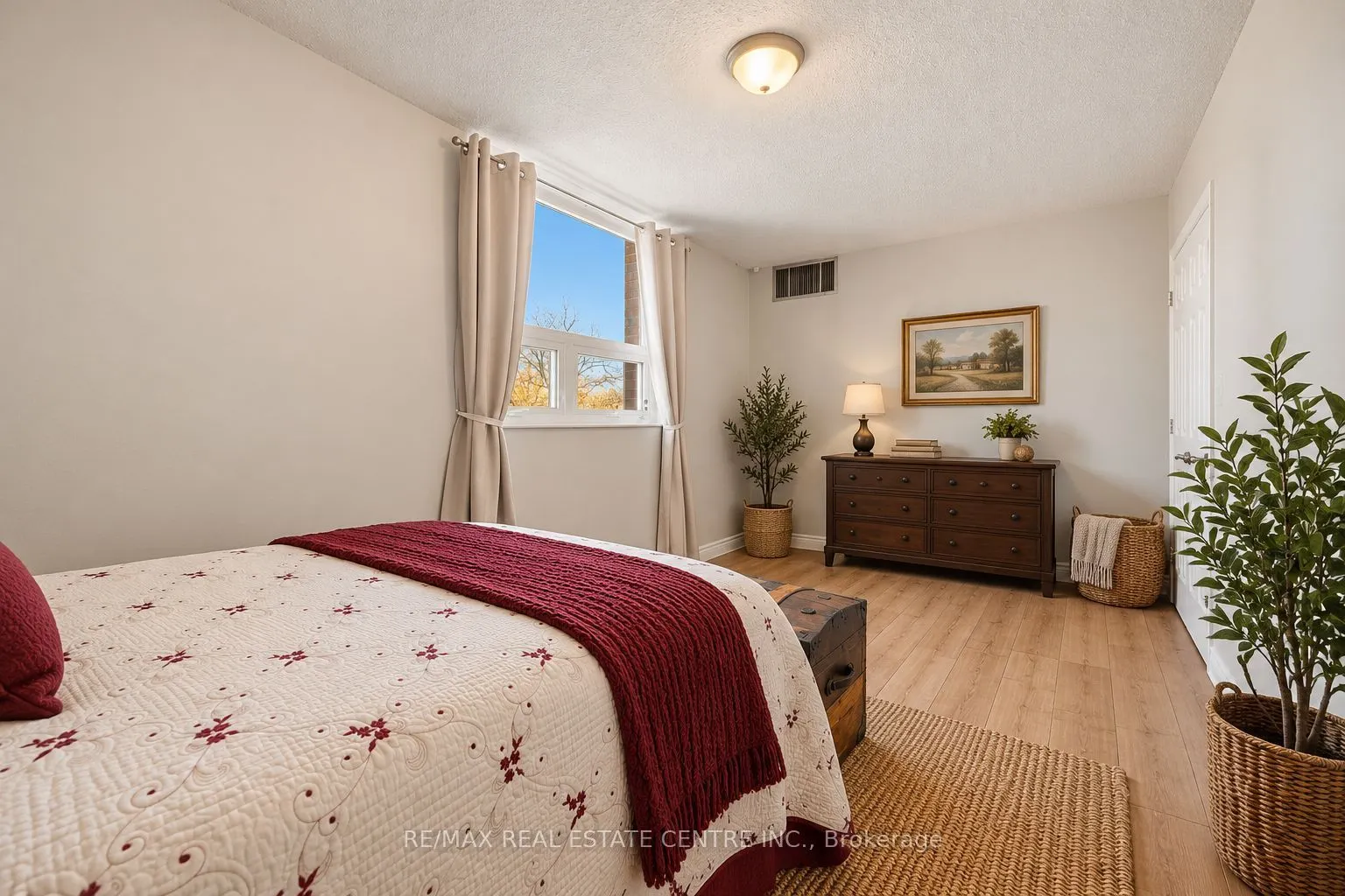 8 Fead Street #206