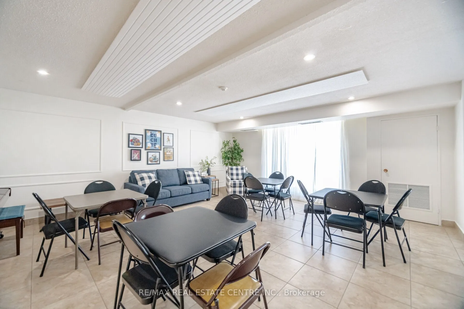 8 Fead Street #206
