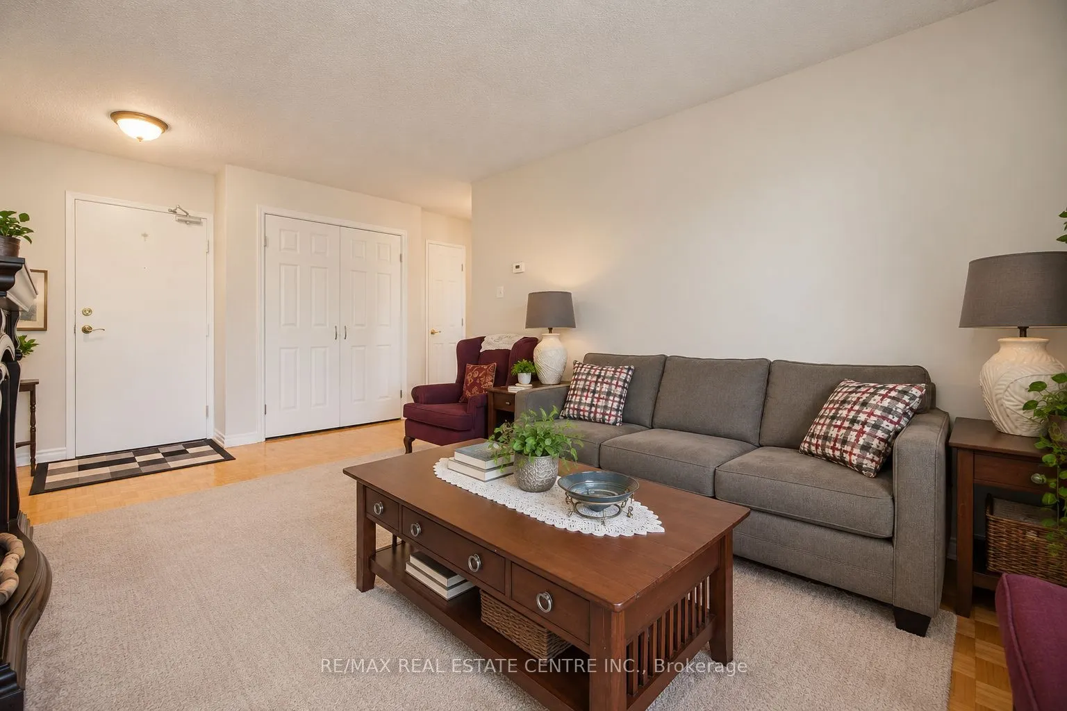 8 Fead Street #206