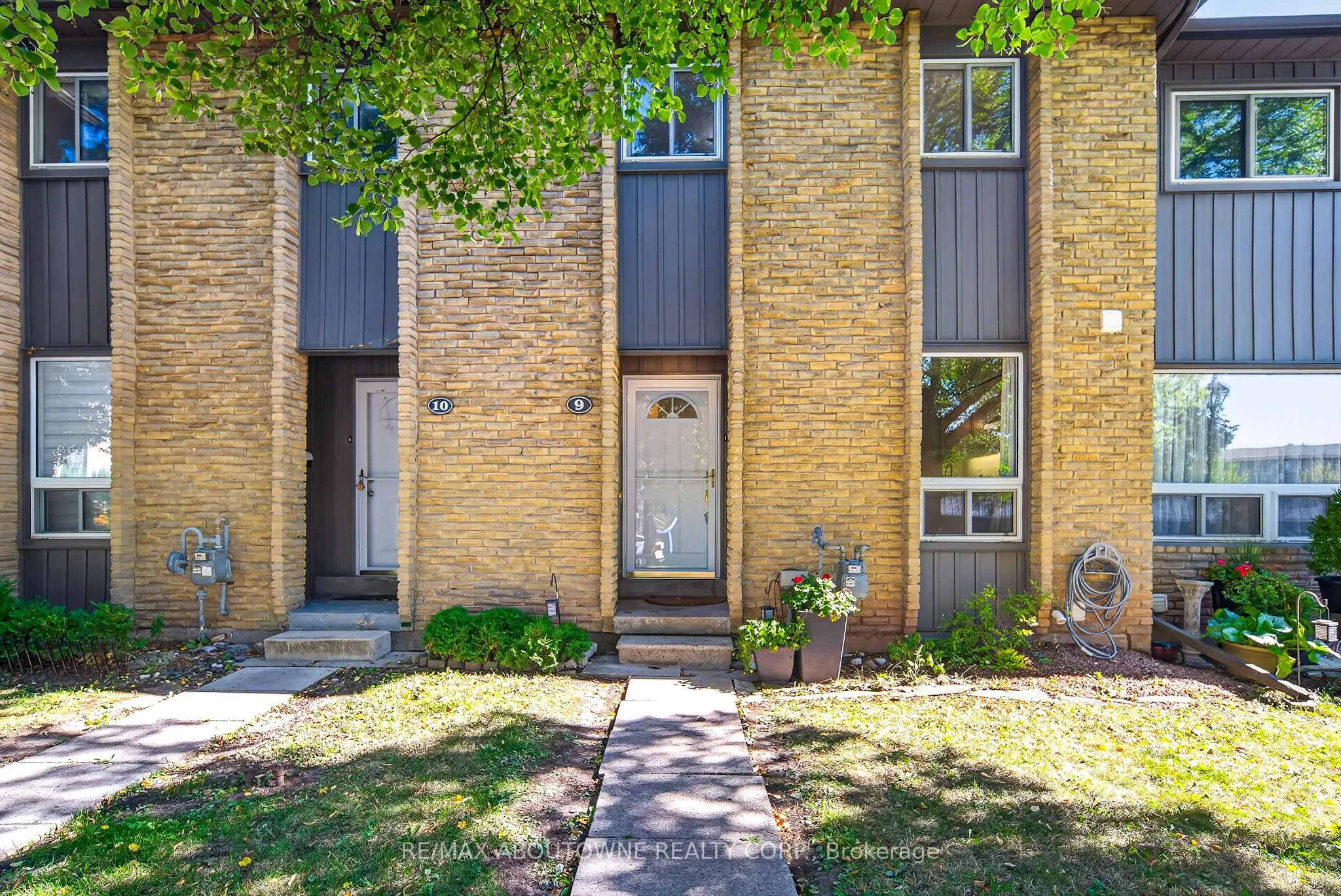 1517 Elm Road #9