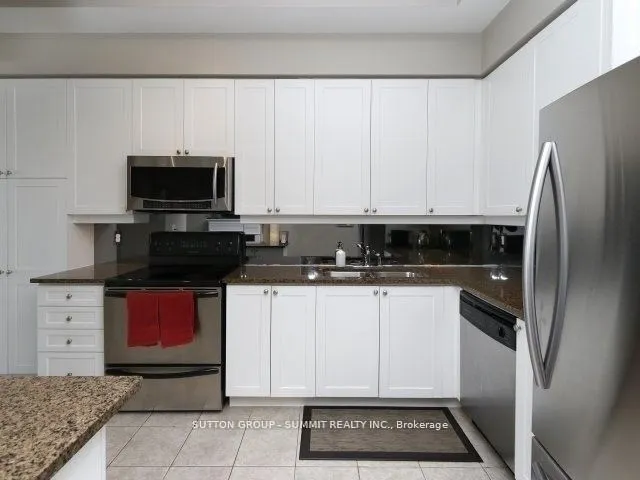 33 Elm Drive #2807