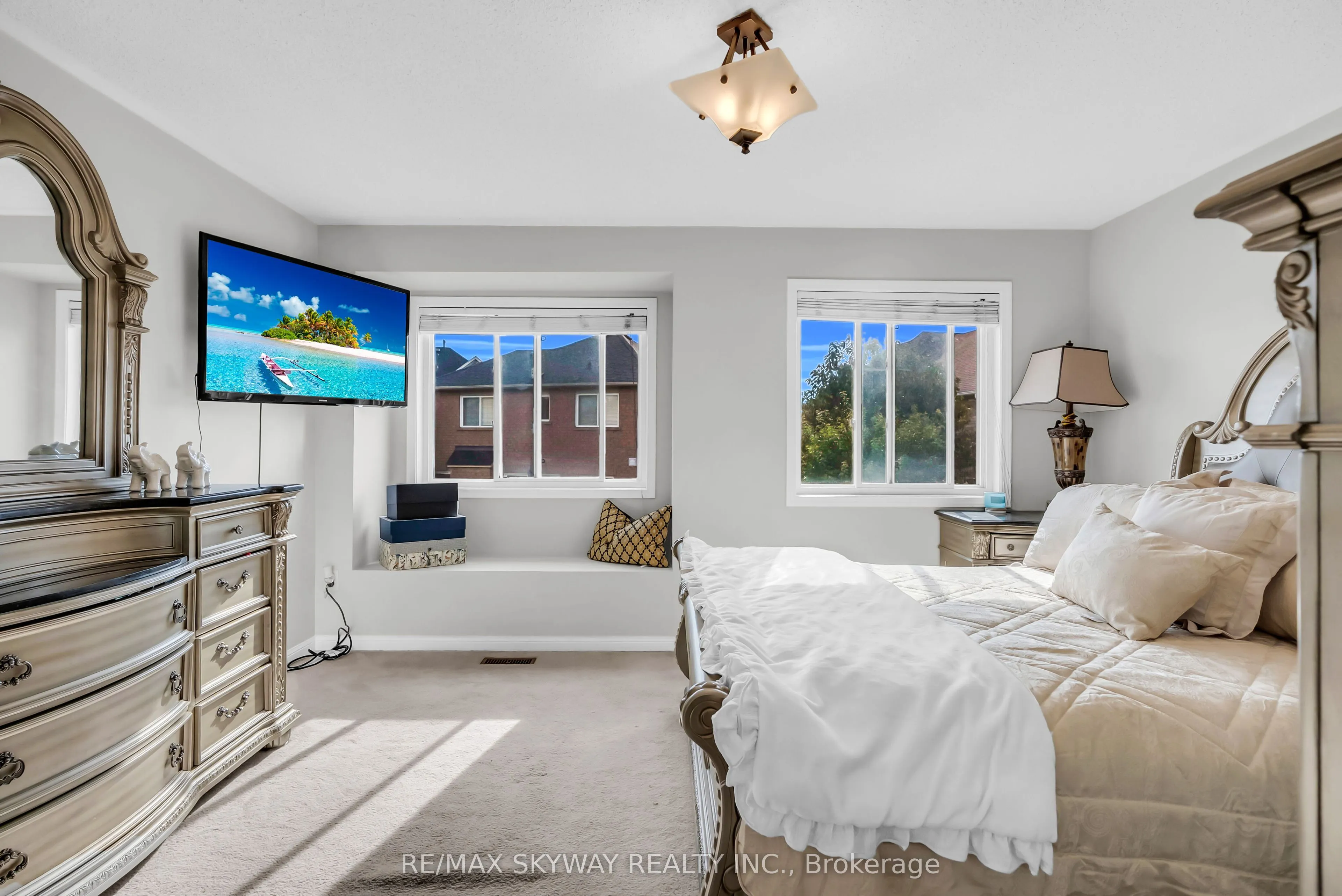 6214 Miriam Way
