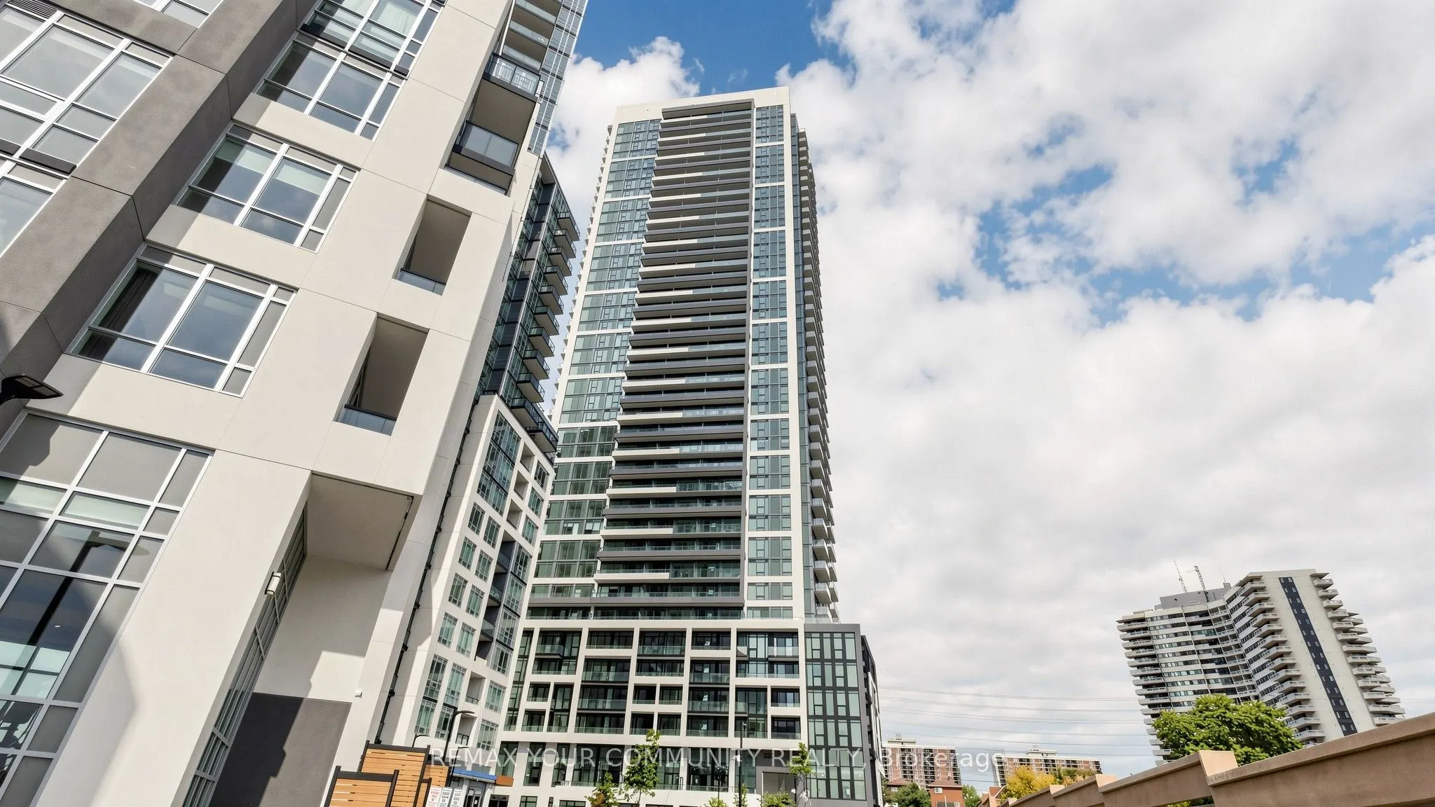 209 Steeles Avenue W #3605