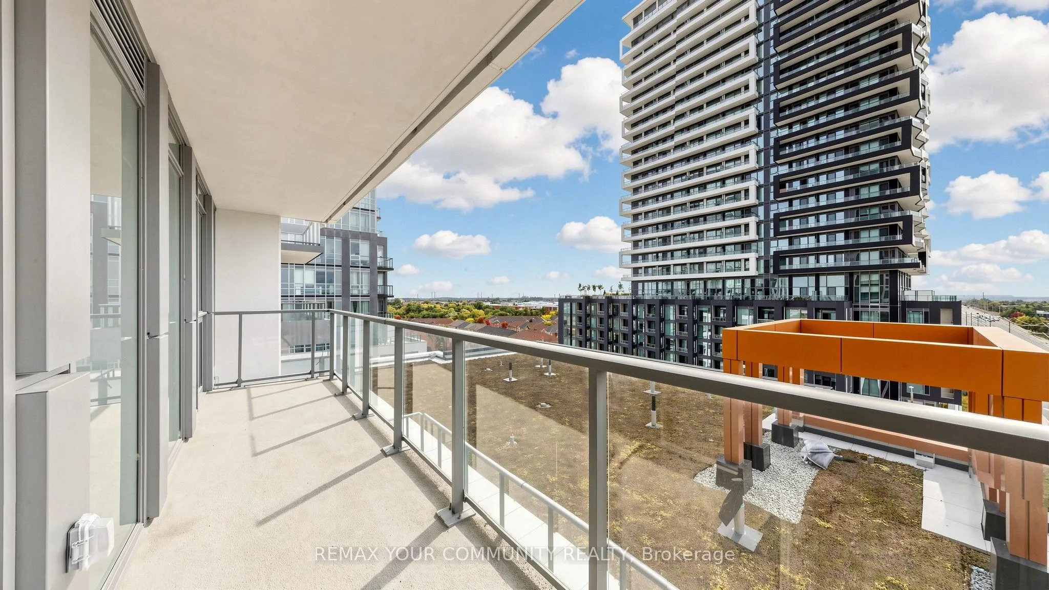 209 Steeles Avenue W #3605