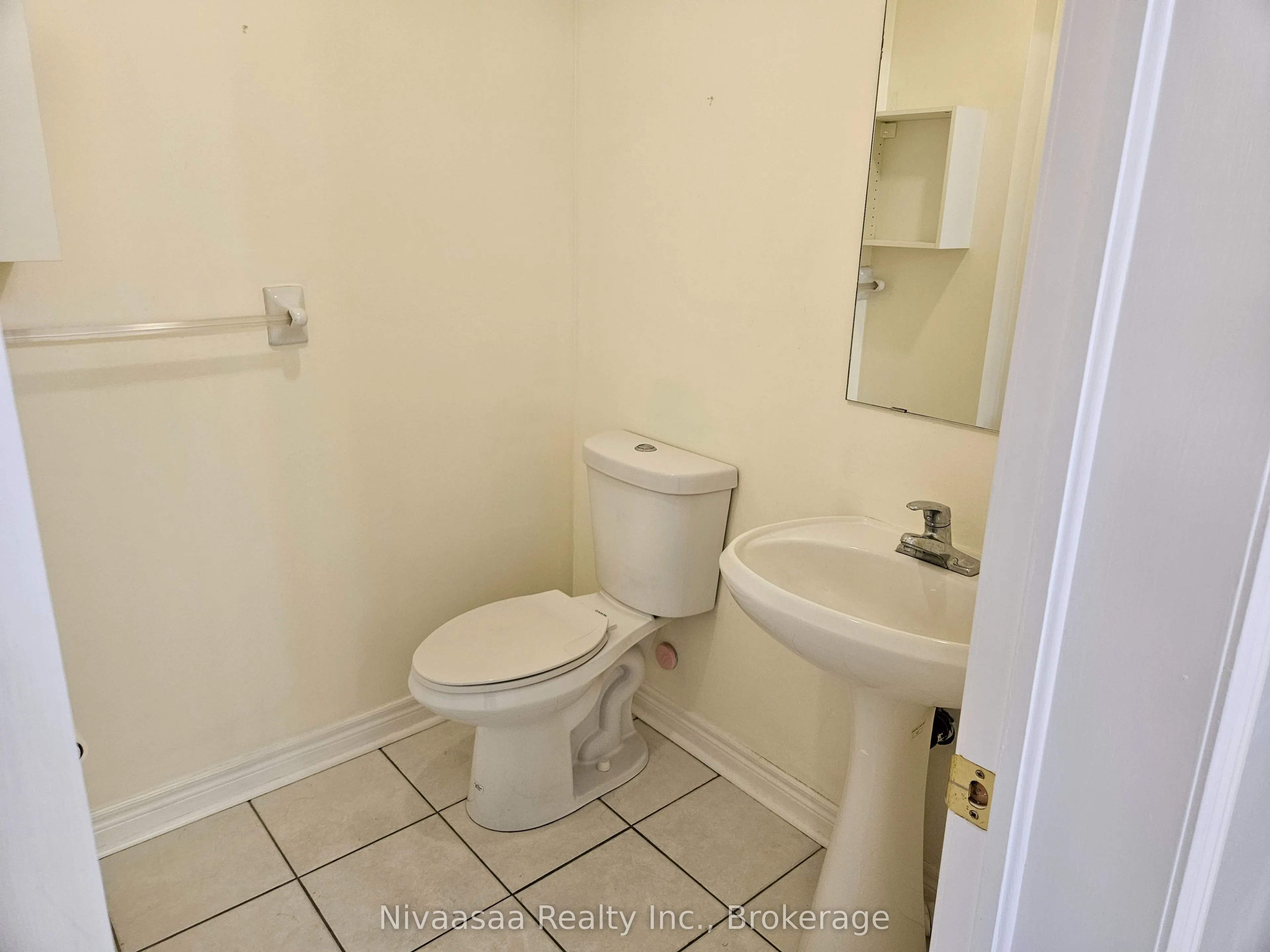 926 Ledbury Crescent
