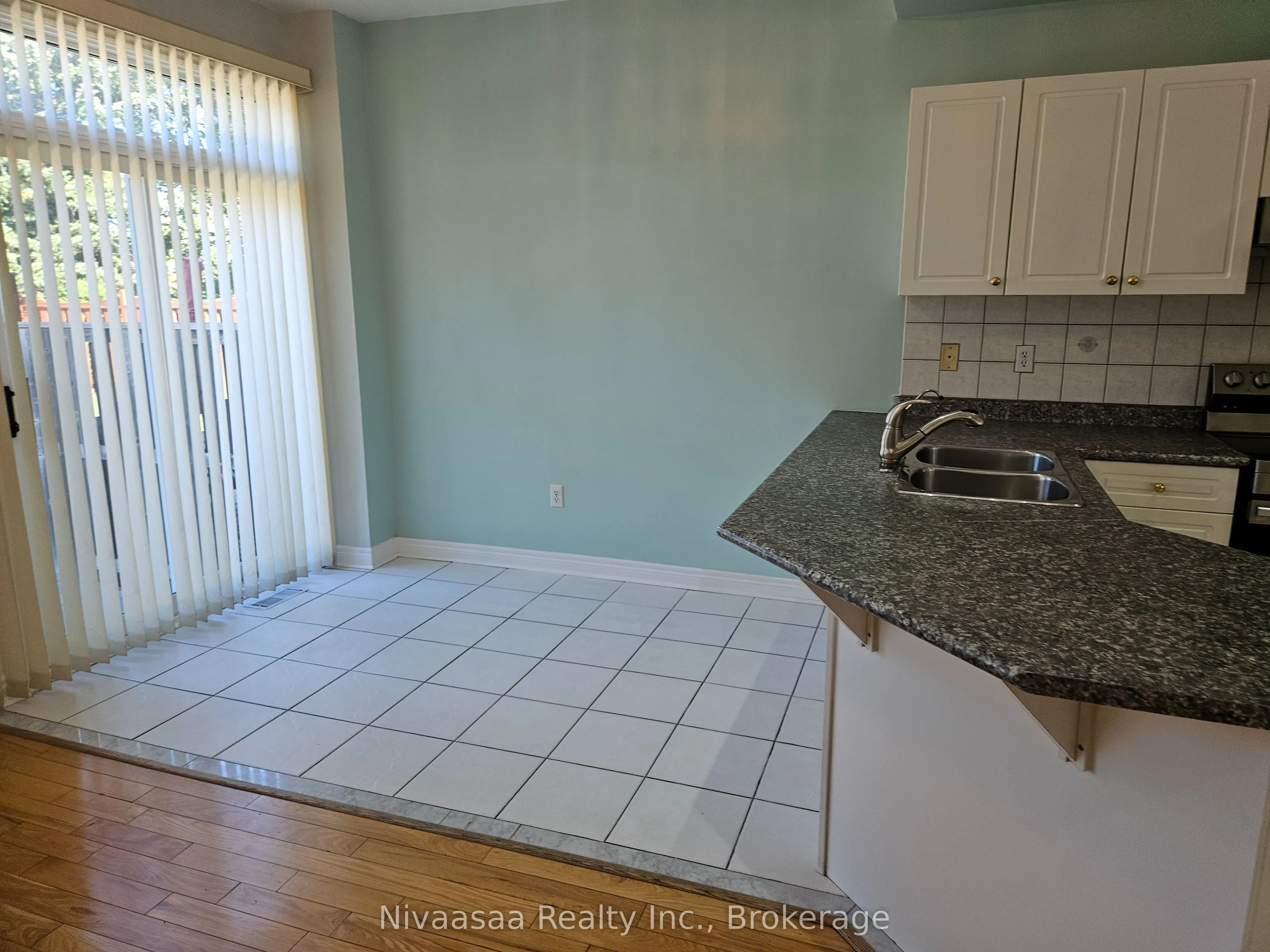 926 Ledbury Crescent