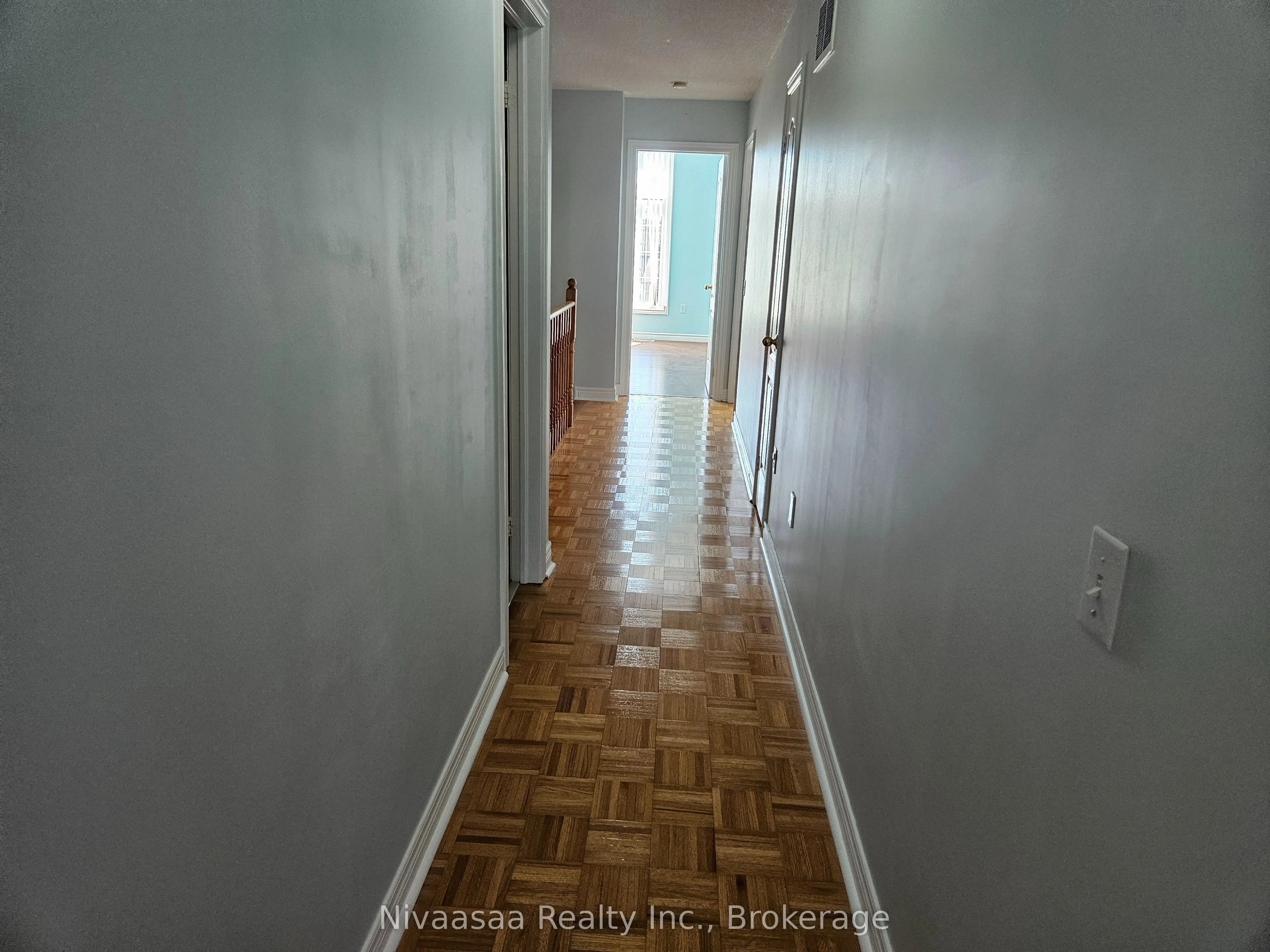 926 Ledbury Crescent