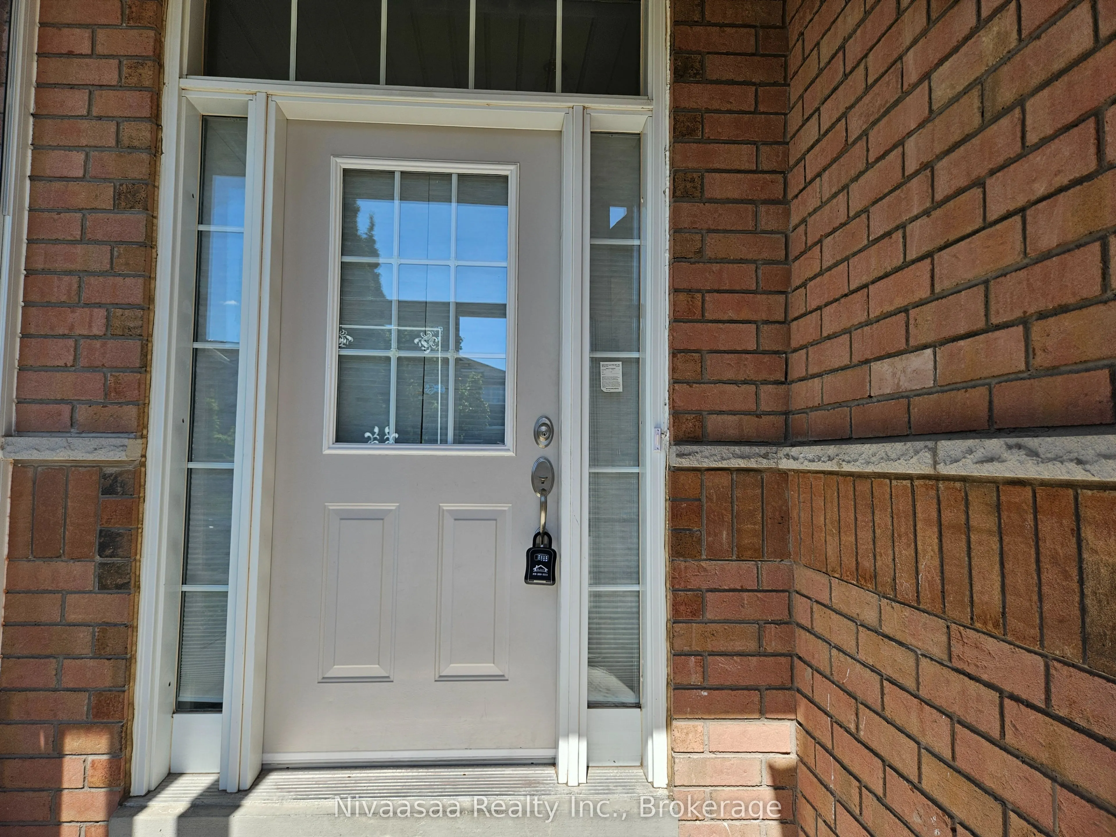 926 Ledbury Crescent
