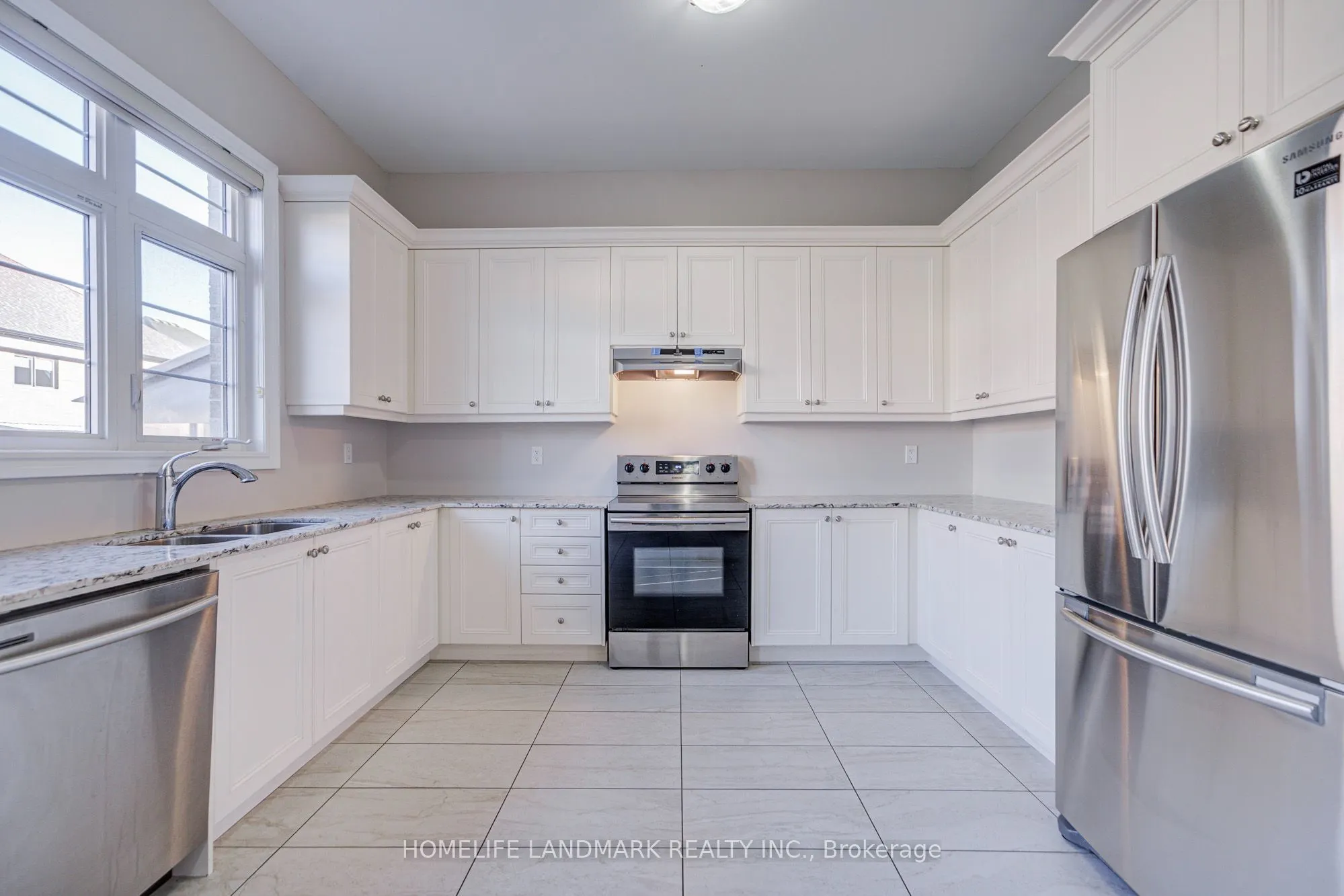 7 Malaspina Close