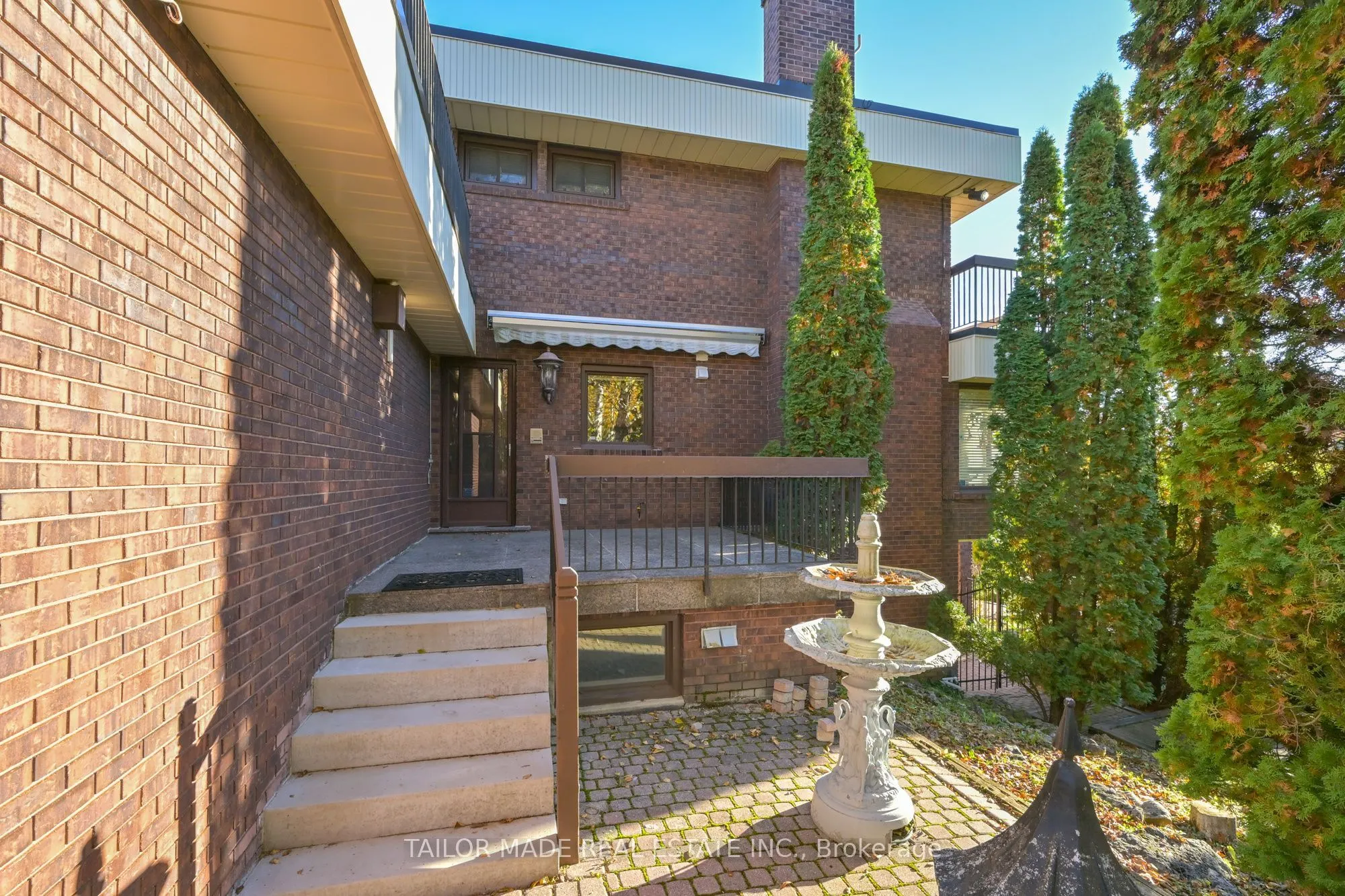 40 Walton Drive