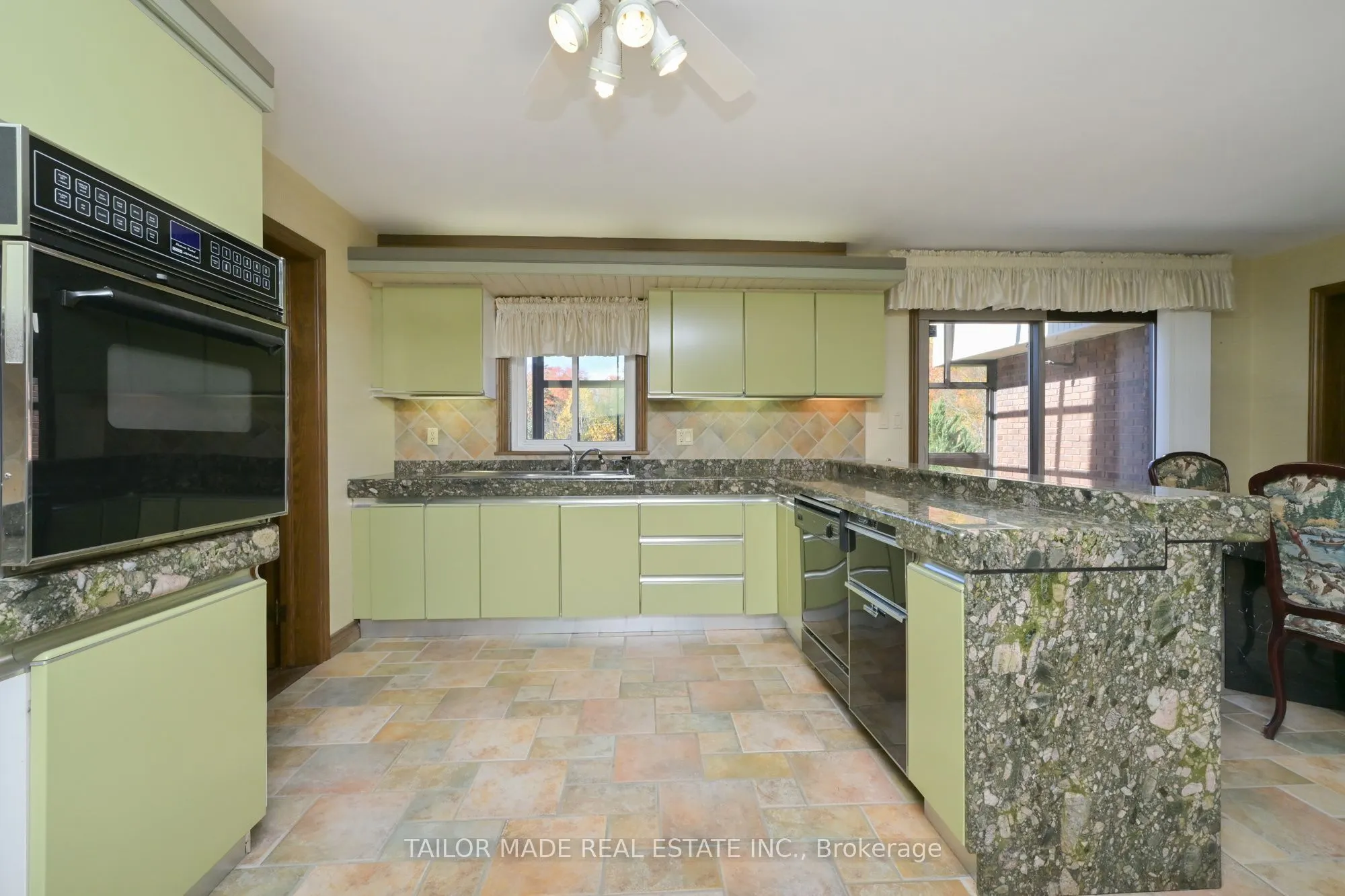 40 Walton Drive