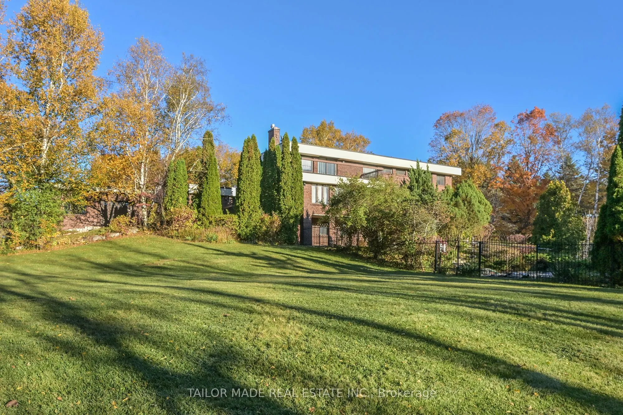 40 Walton Drive