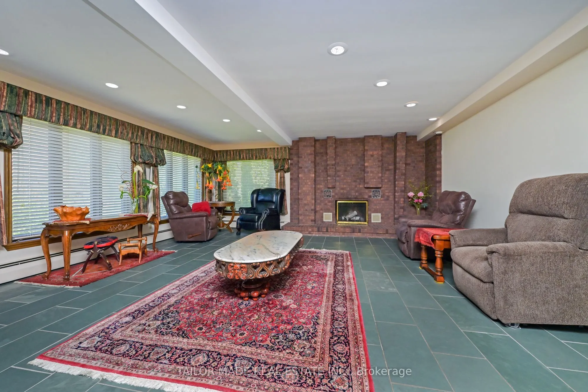 40 Walton Drive