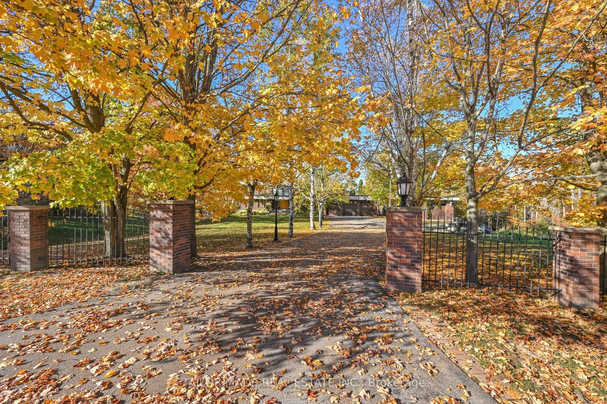 40 Walton Drive