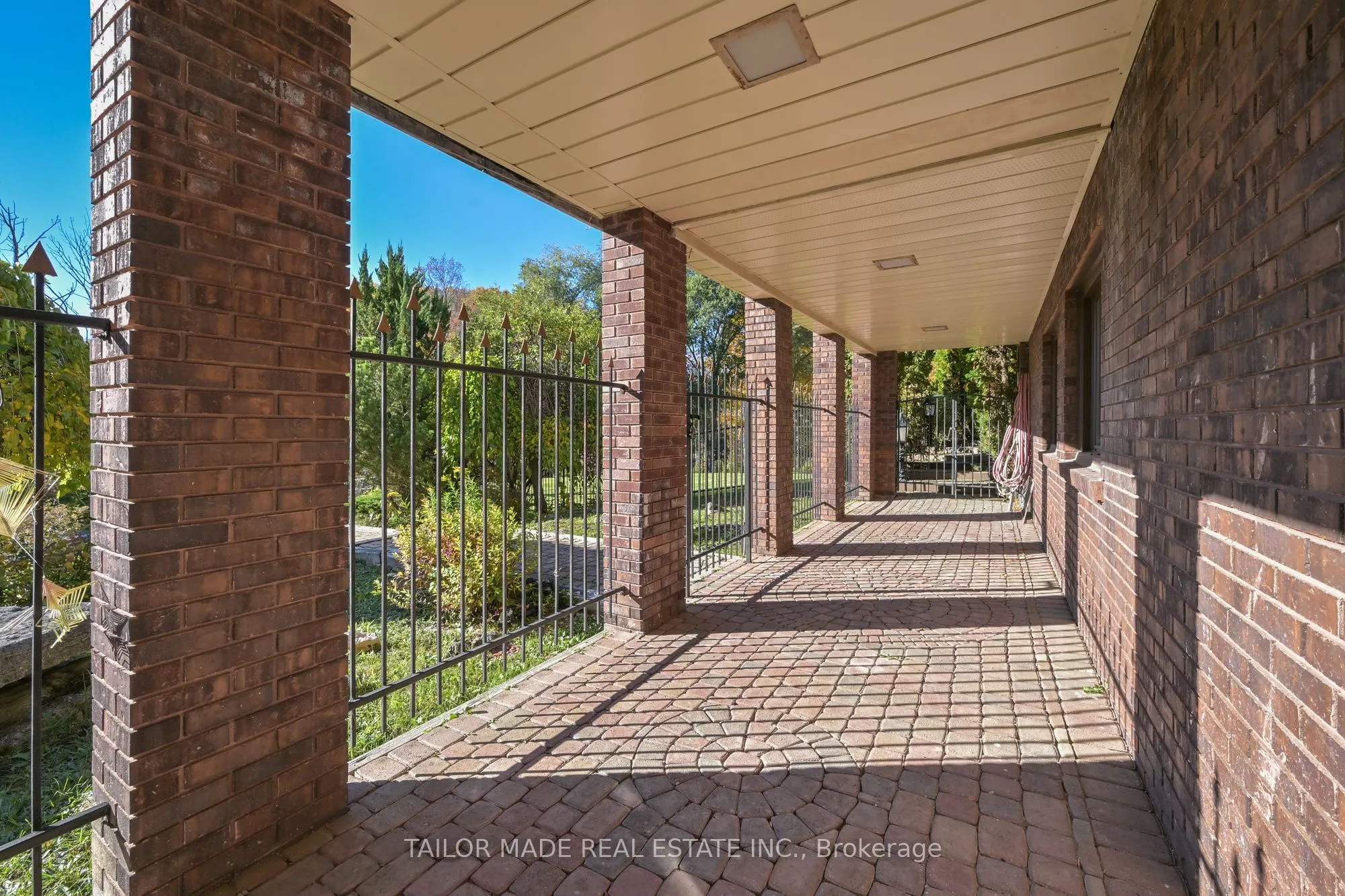 40 Walton Drive