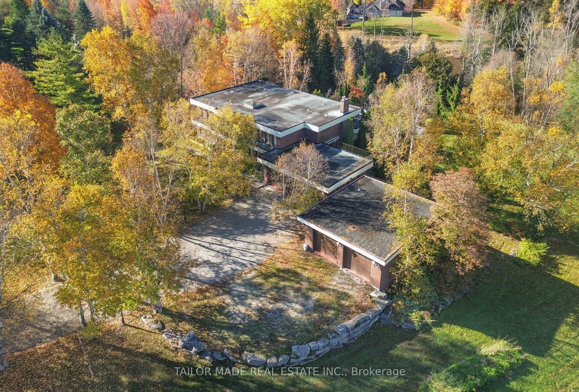 40 Walton Drive