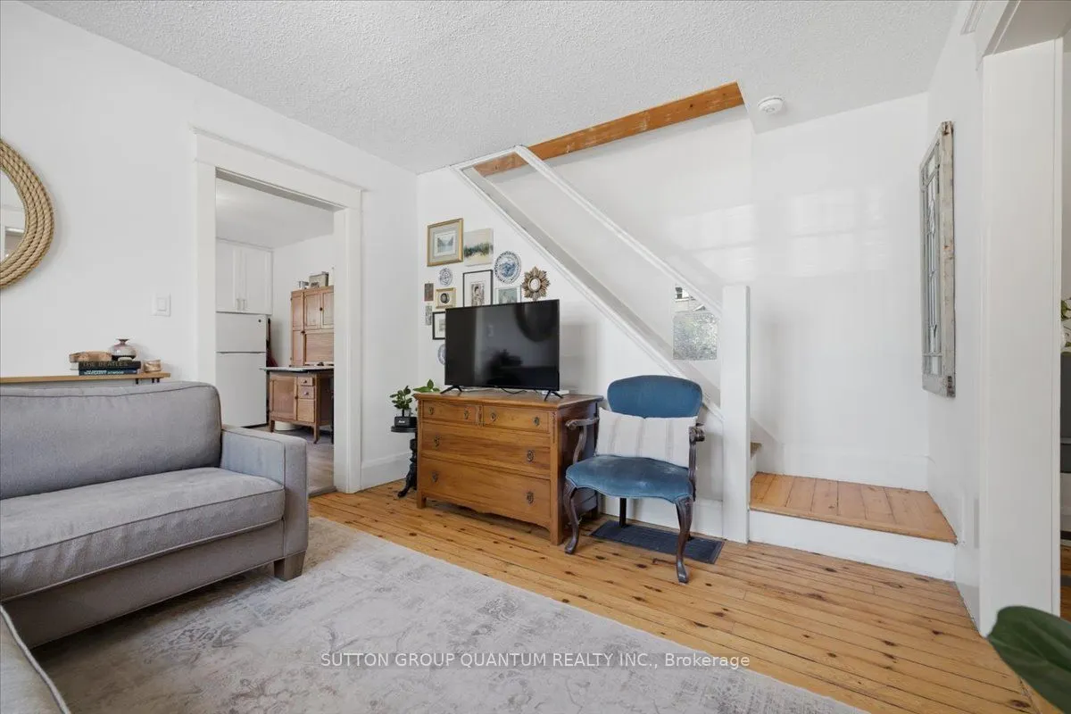 137 Chisholm Street