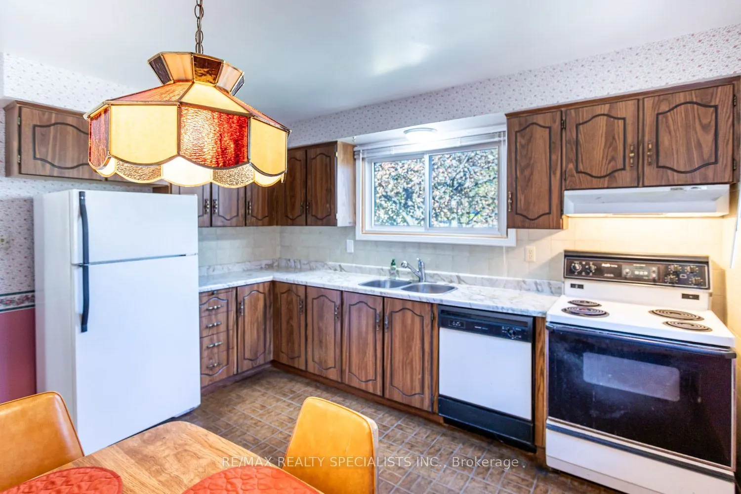 2412 Brasilia Circle
