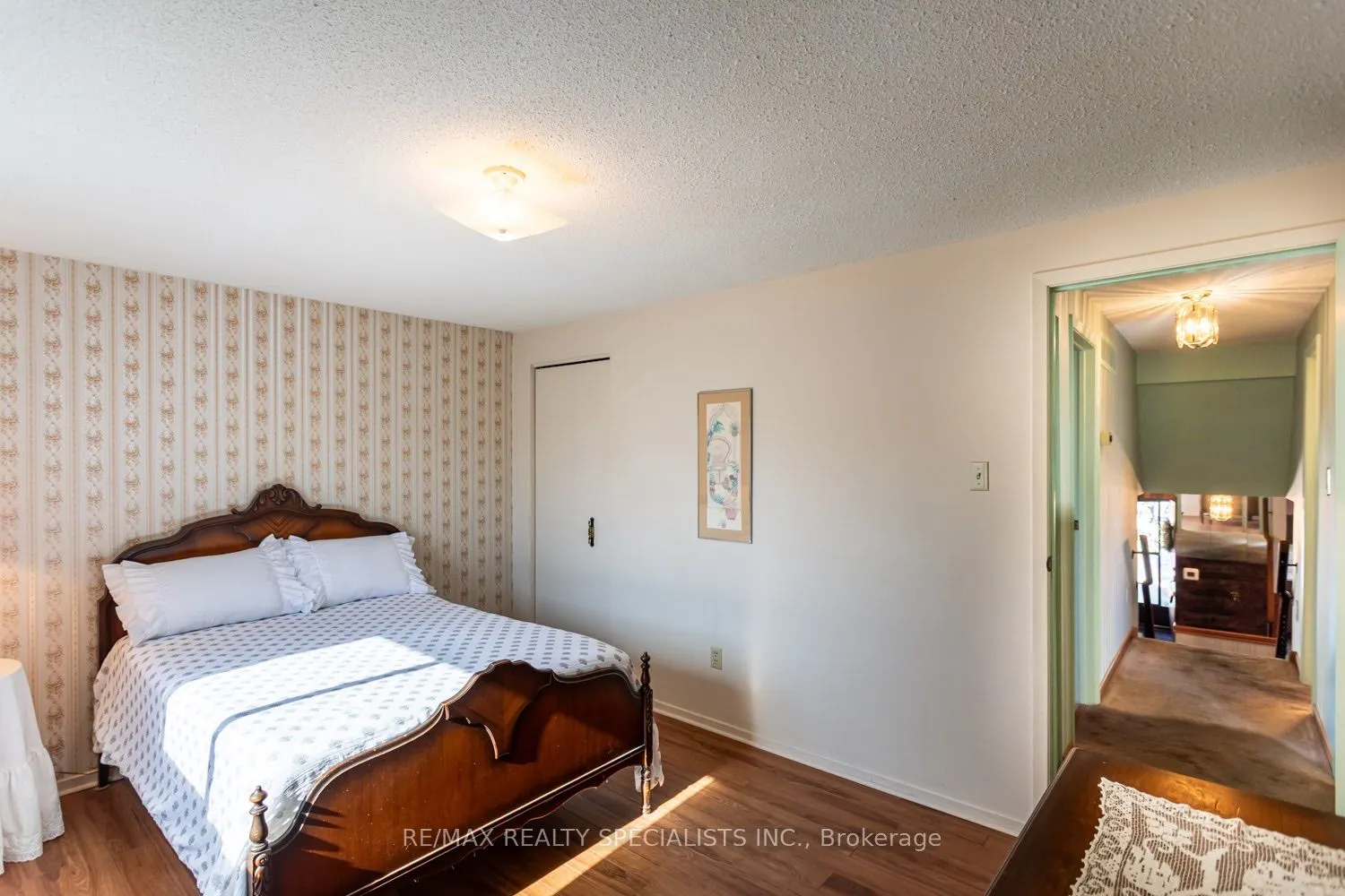 2412 Brasilia Circle