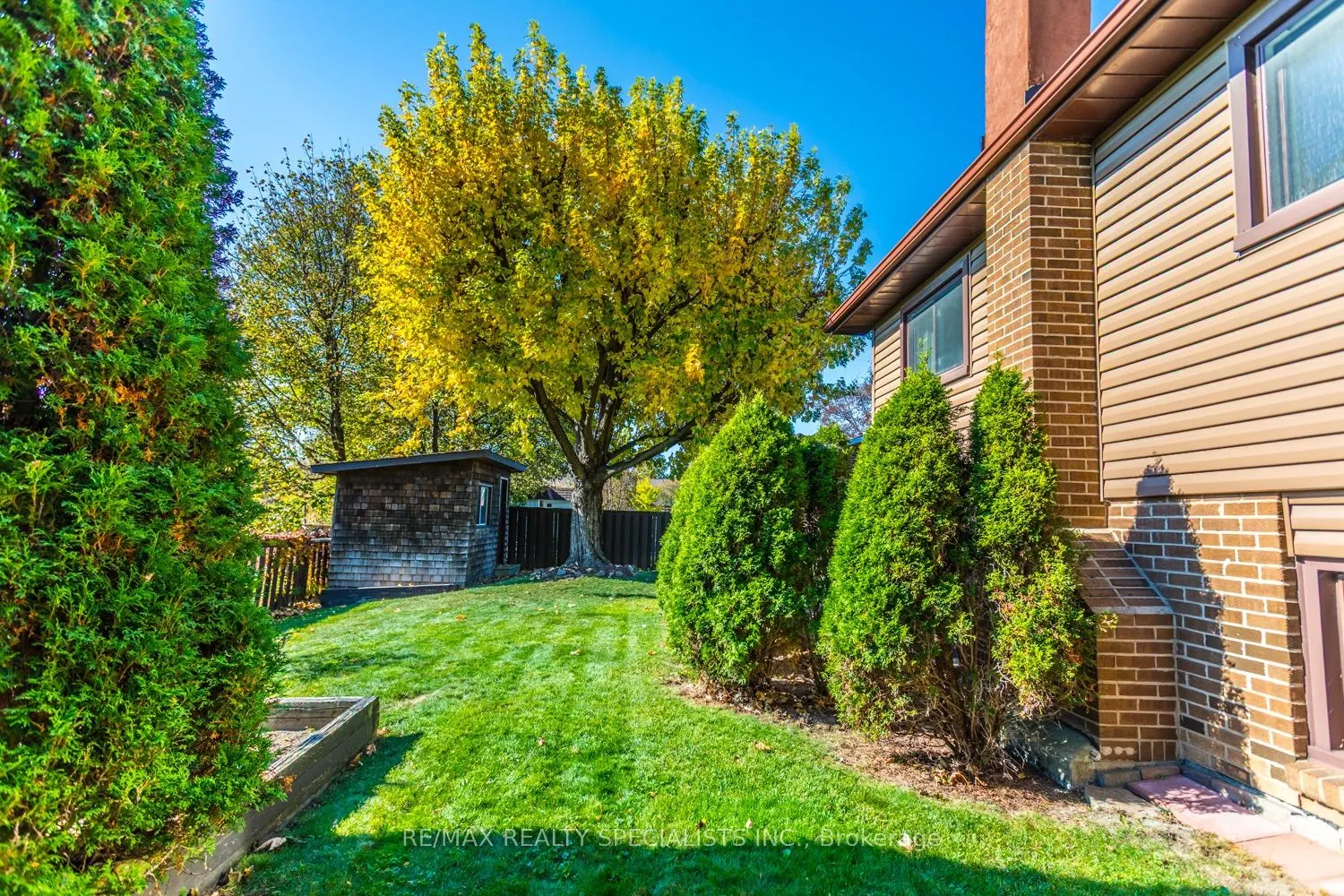 2412 Brasilia Circle