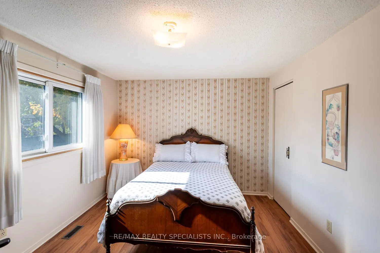 2412 Brasilia Circle
