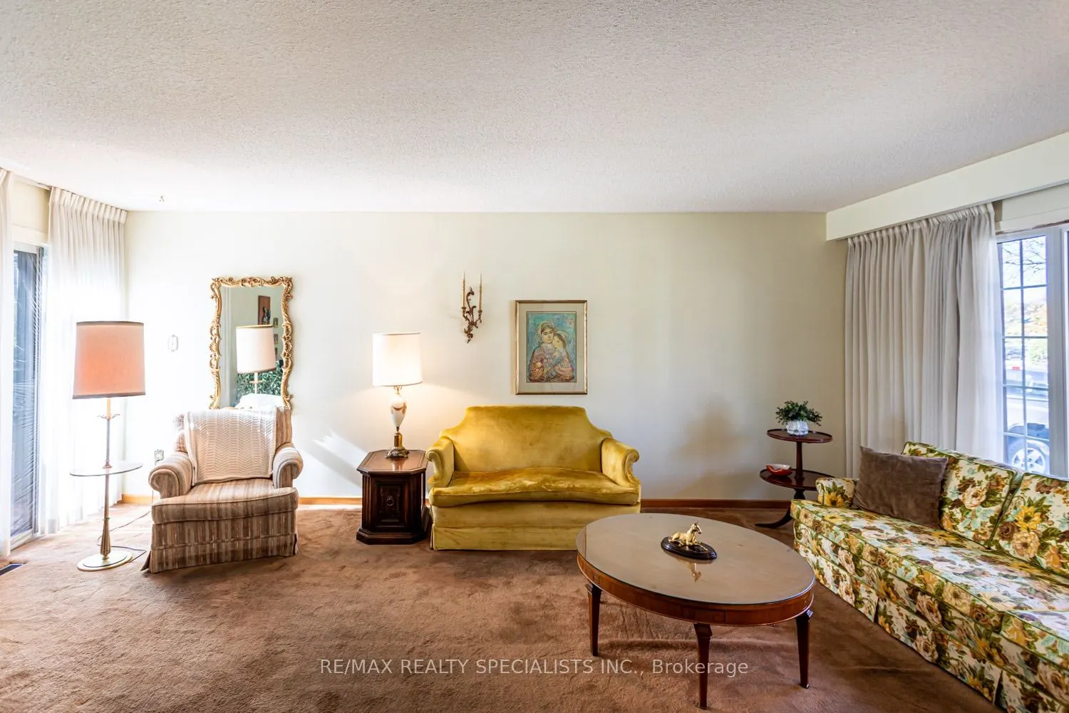 2412 Brasilia Circle
