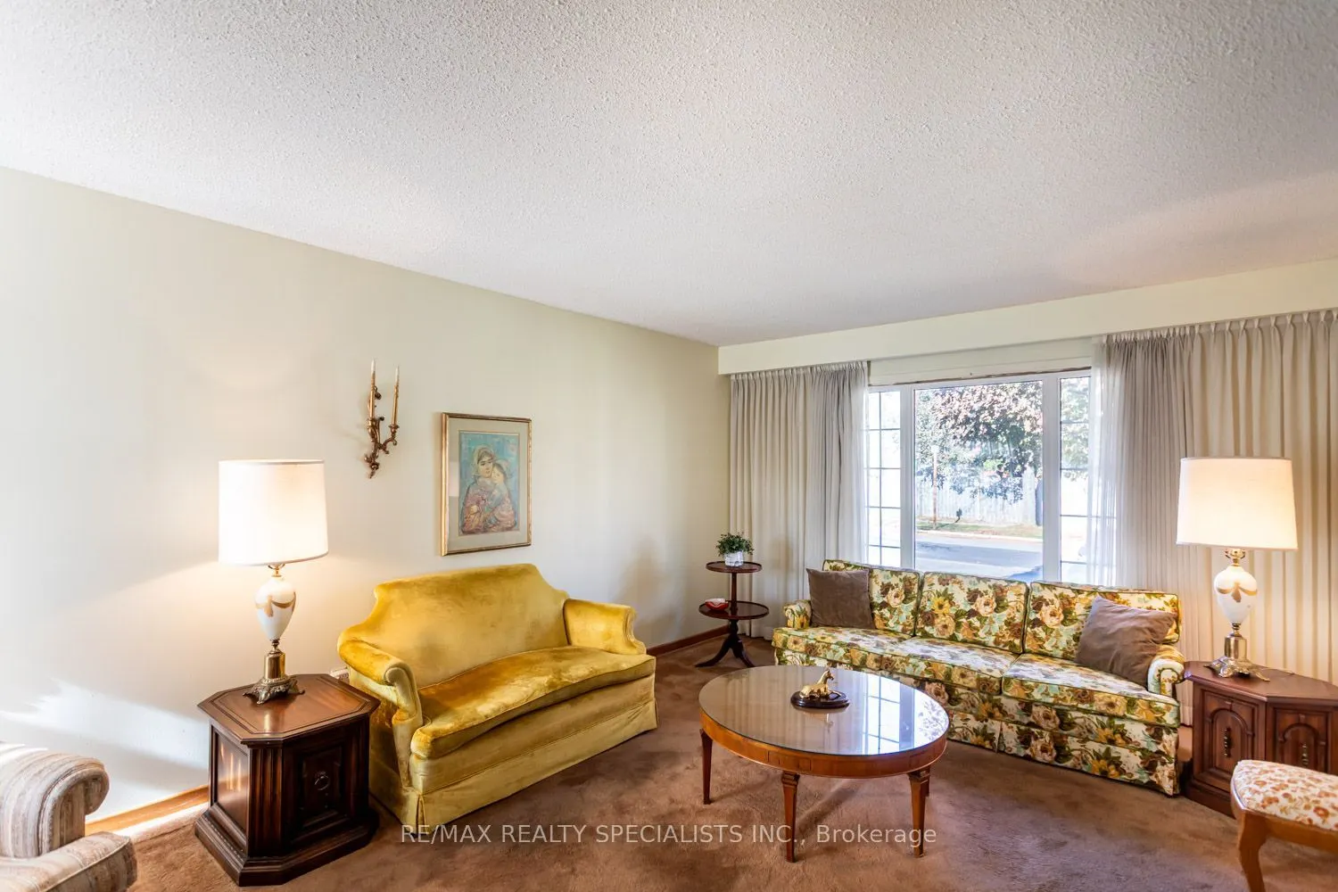 2412 Brasilia Circle