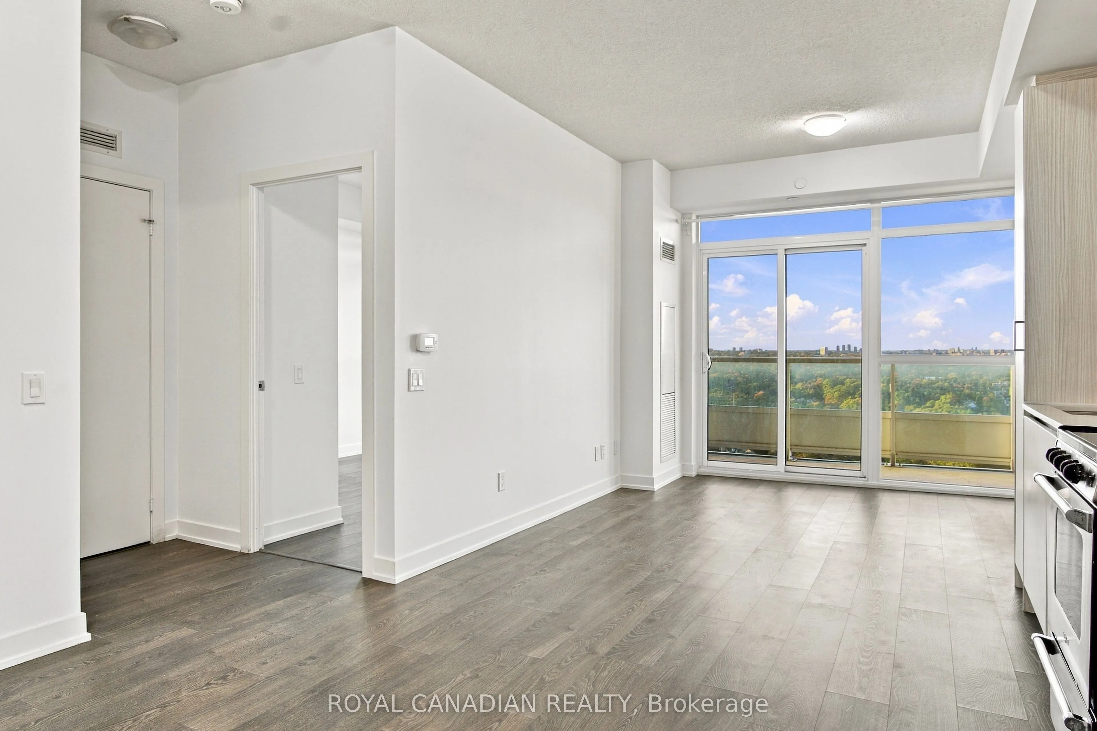 251 Manitoba Street #2801